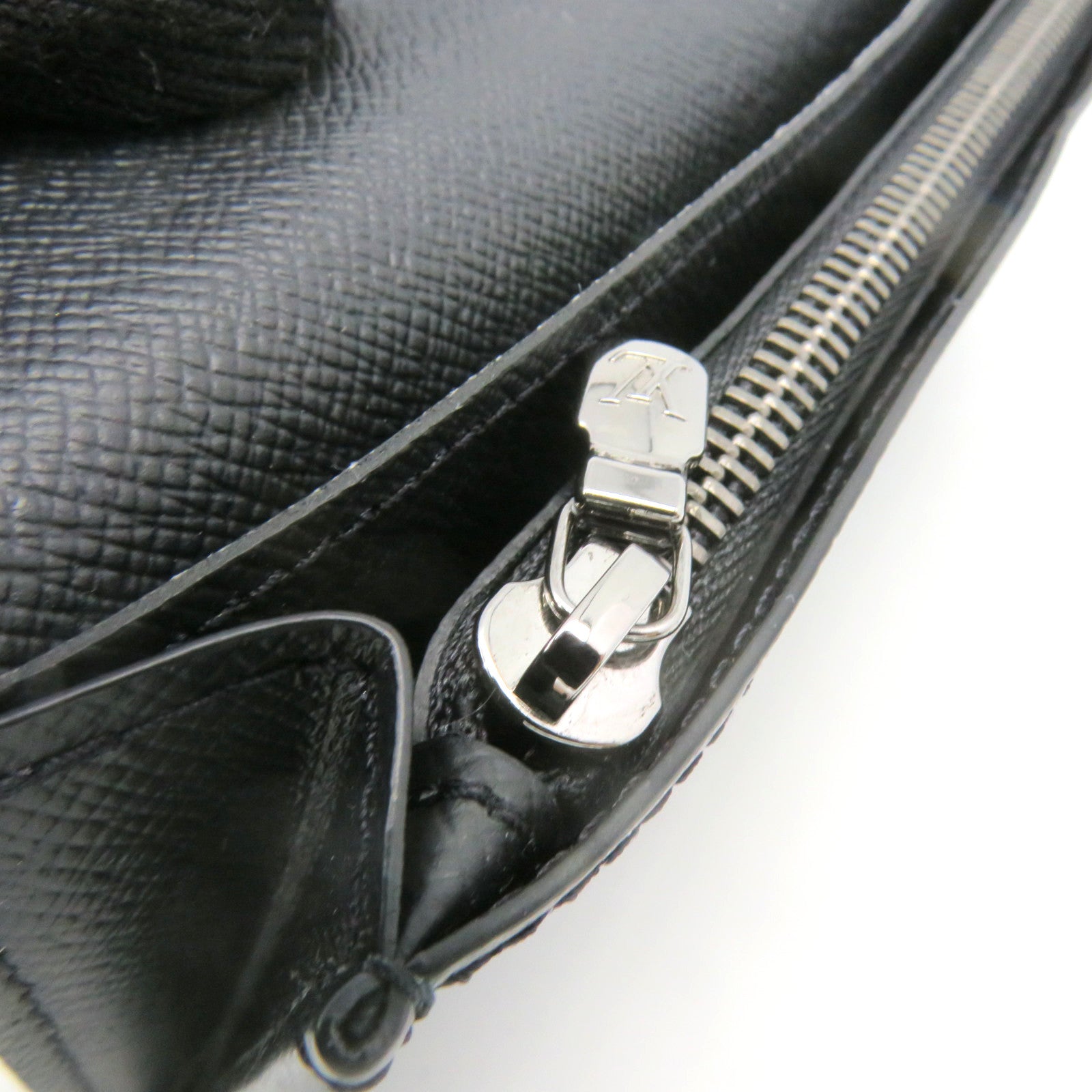 LOUIS VUITTON Monogram Brazza Long Wallet long wallet black