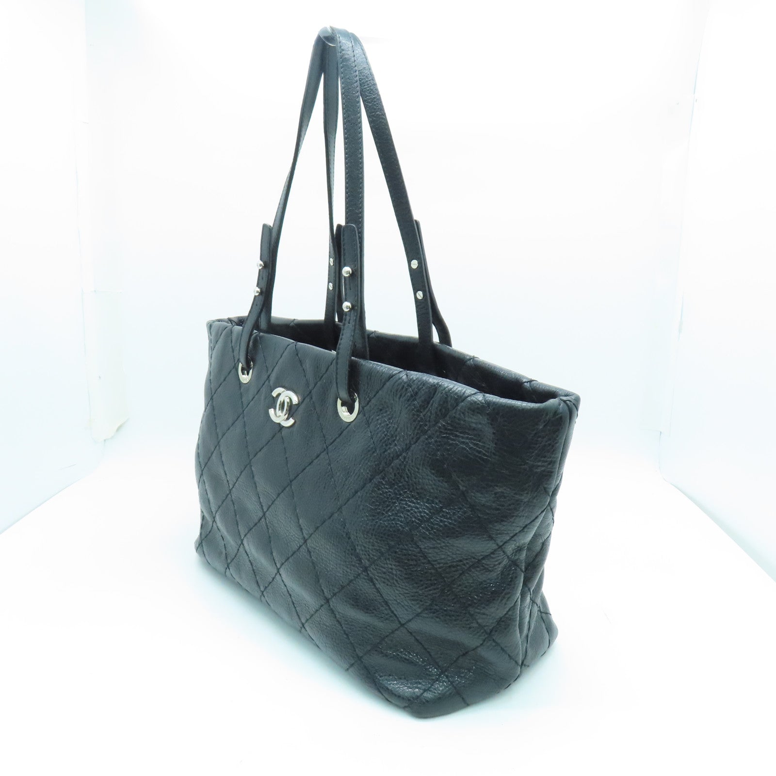 CHANEL 【激減優惠】菱格菱格Shoulder Bag銀扣肩背袋黑色