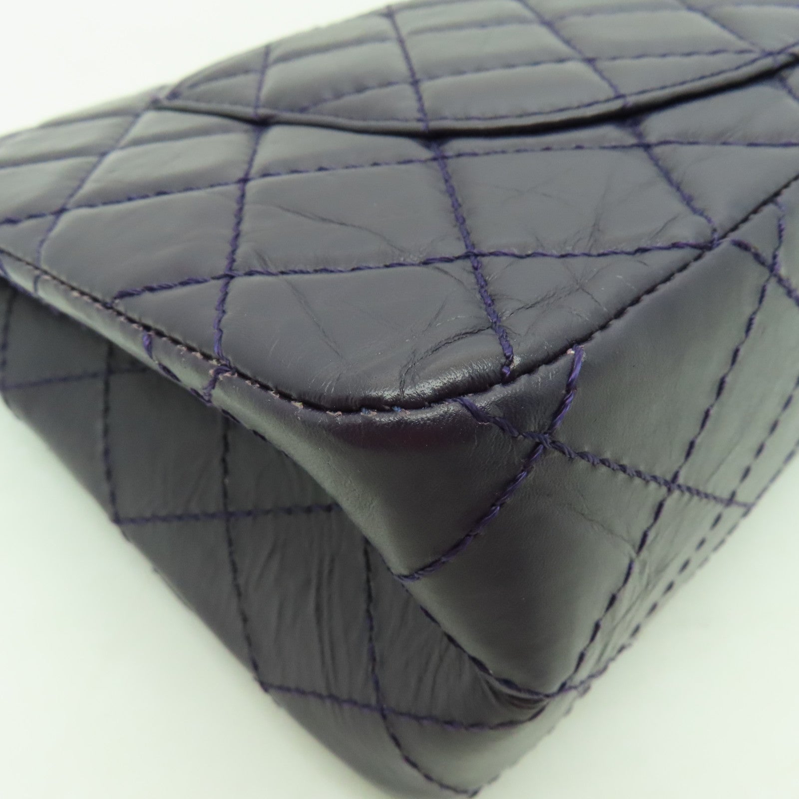CHANEL 菱格Aged Calf皮革2.55銀扣鏈帶肩背袋紫色
