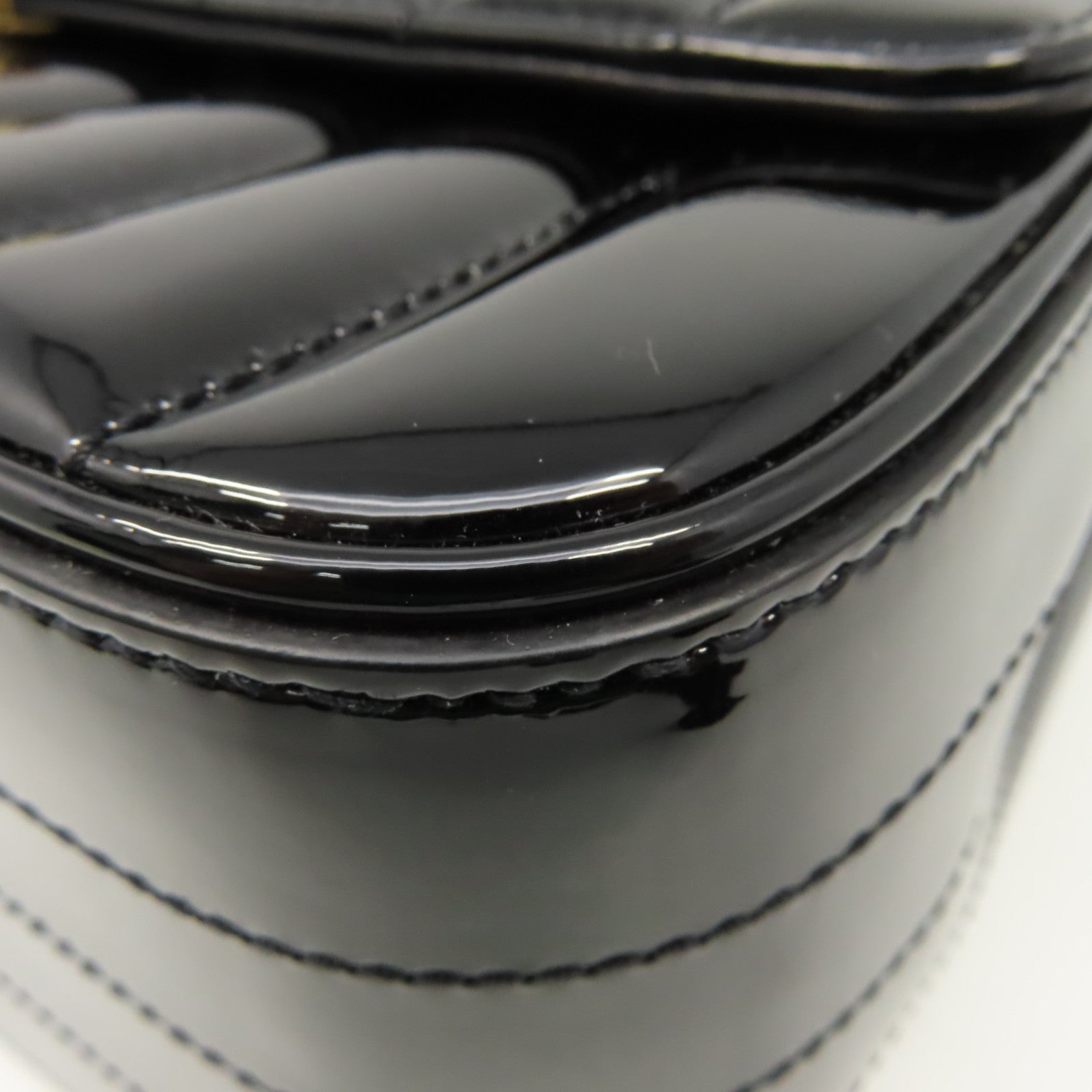 SAINT LAURENT 漆皮皮革Vicky Large Shoulder Bag金扣肩背袋黑色