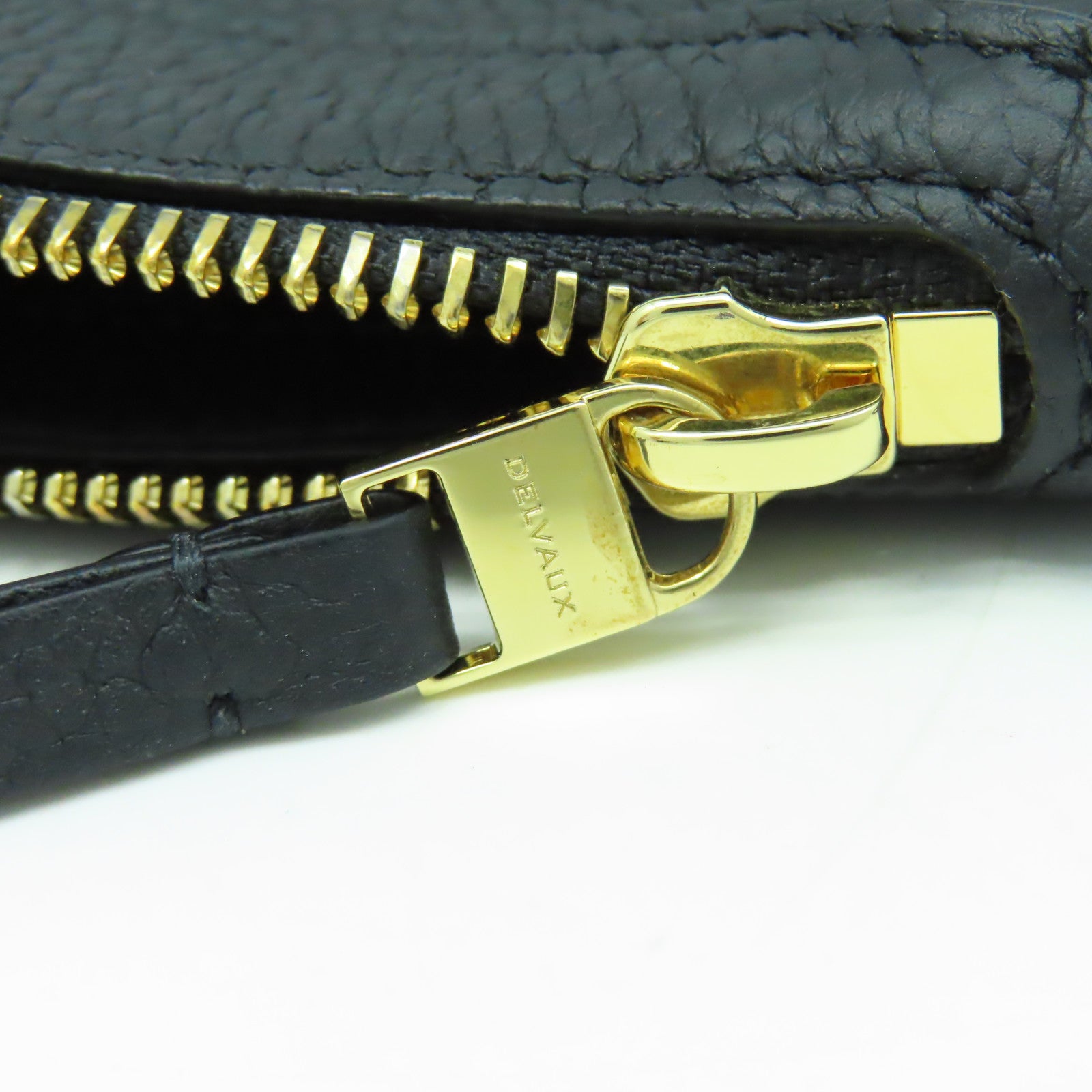 Delvaux 牛皮皮革Delvaux Pin金扣手挽肩背兩用袋黑色