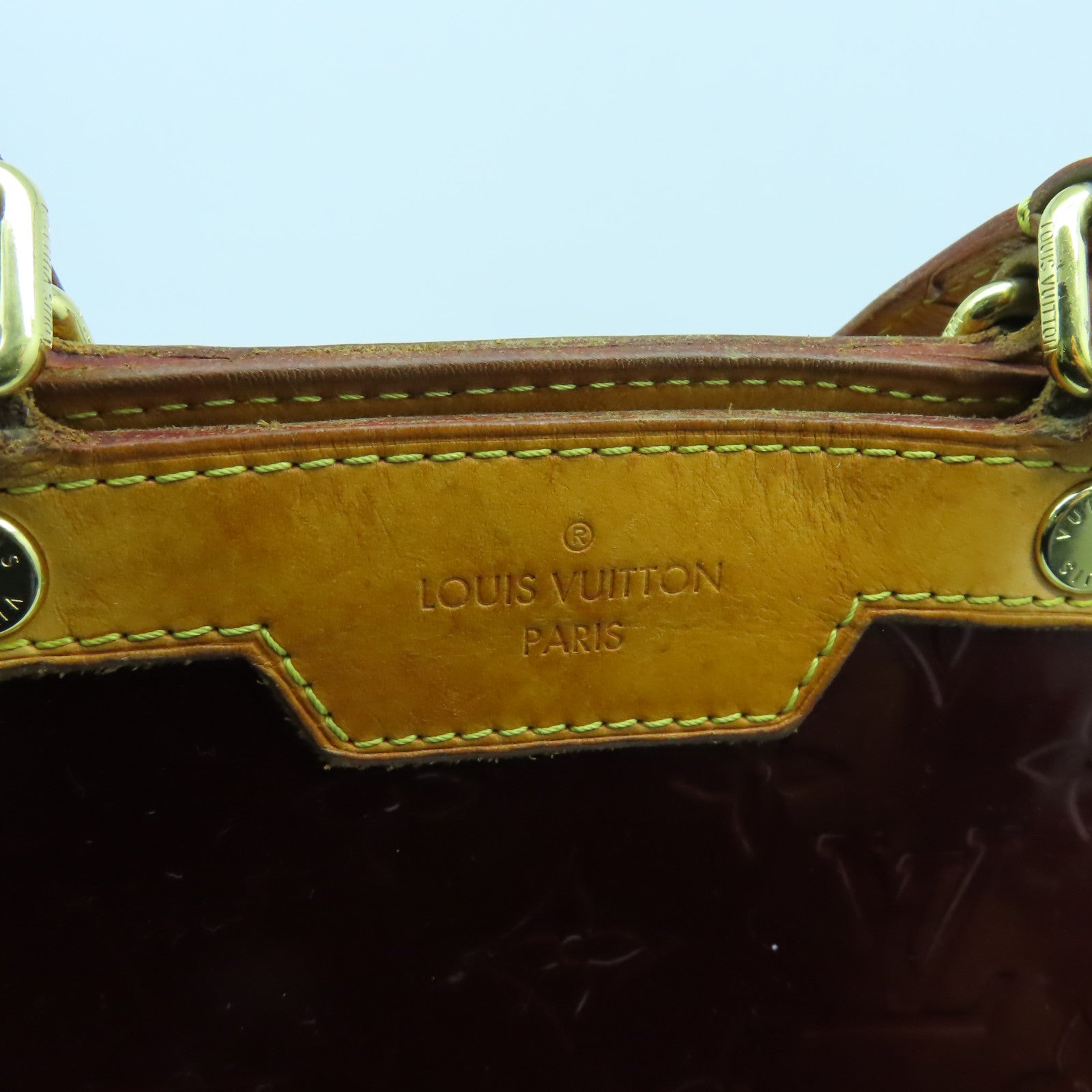 LOUIS VUITTON Monogram Vernis Brera MM金扣手挽肩背兩用袋酒紅色