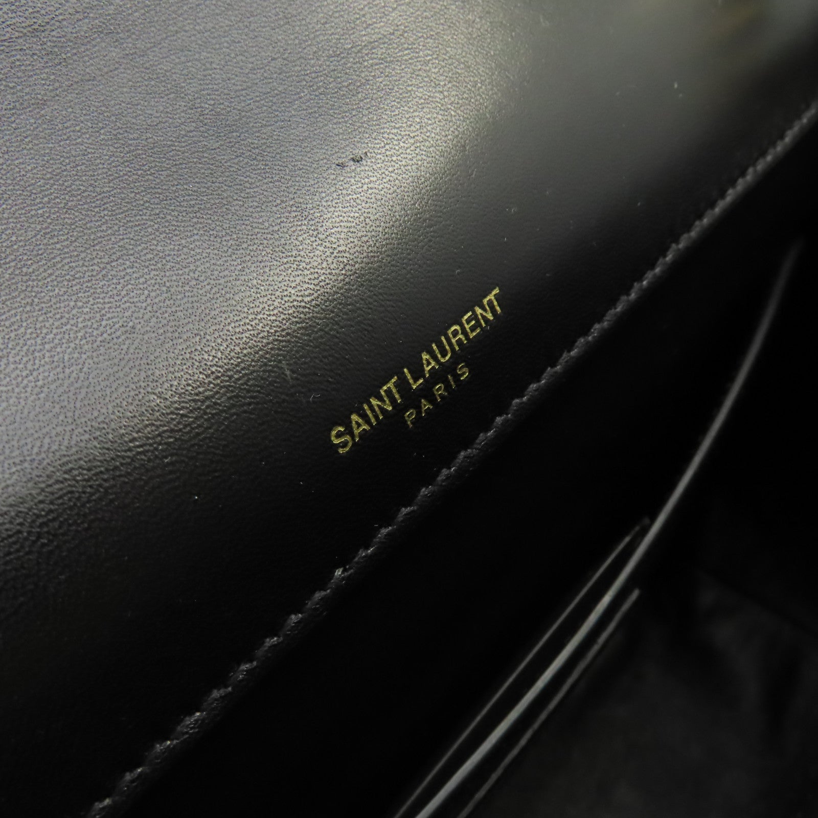 SAINT LAURENT 漆皮皮革Vicky Large Shoulder Bag金扣肩背袋黑色