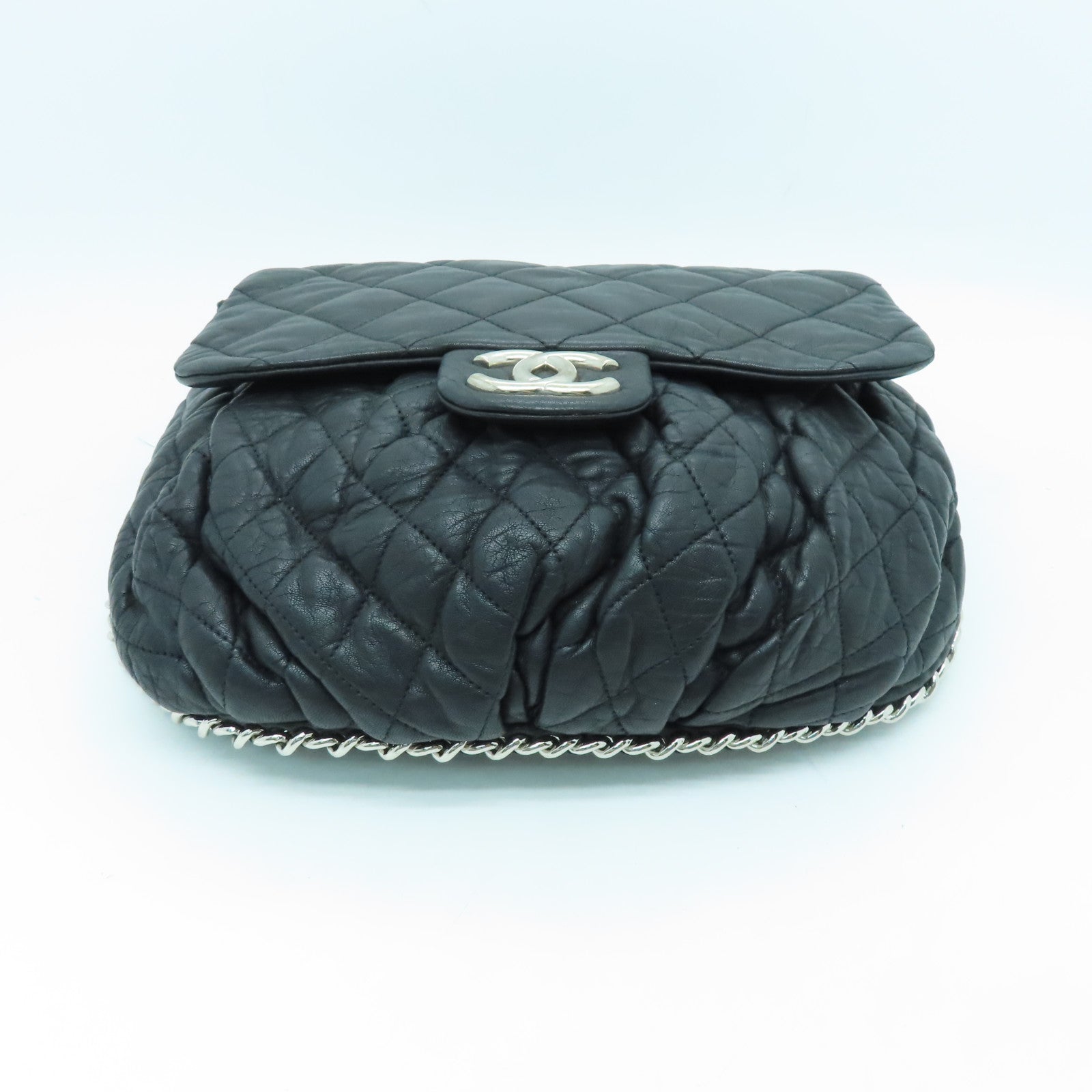 CHANEL Lingge cowhide leather Chain Shoulder Bag silver buckle chain shoulder bag black