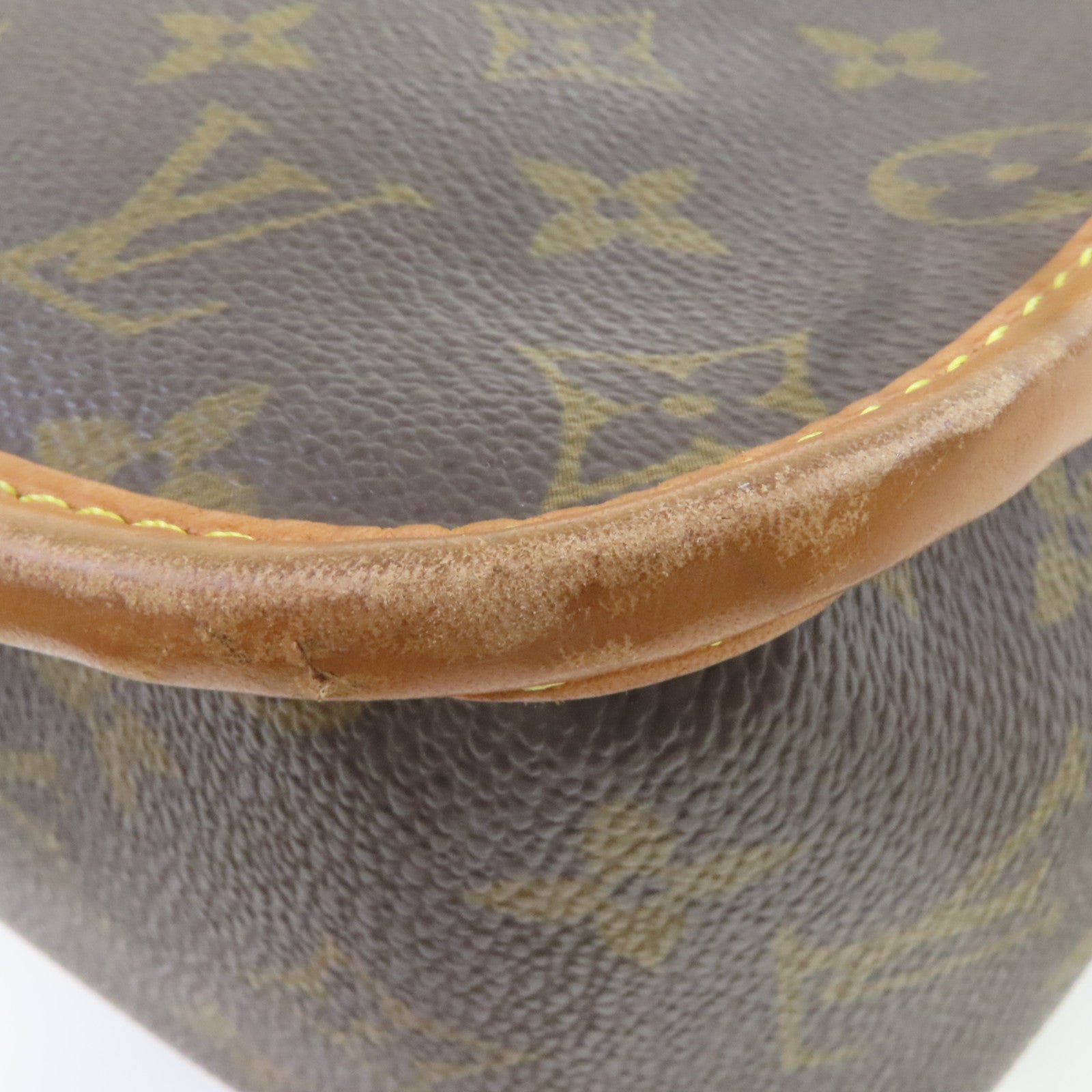 LOUIS VUITTON Monogram Sologne Shoulder Bag金扣肩背袋啡色