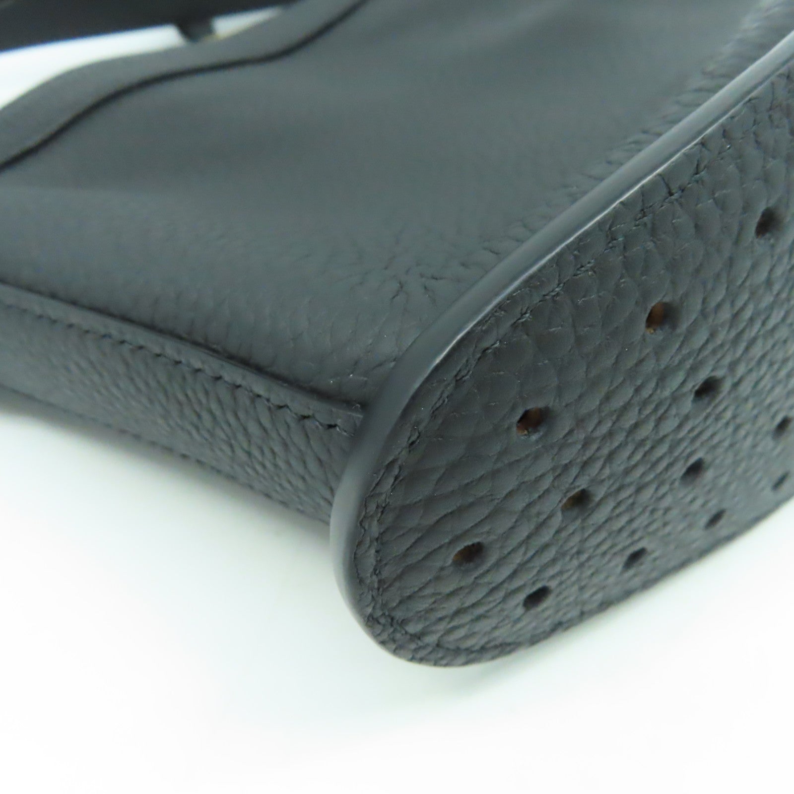 Delvaux 牛皮皮革Delvaux Pin金扣手挽肩背兩用袋黑色