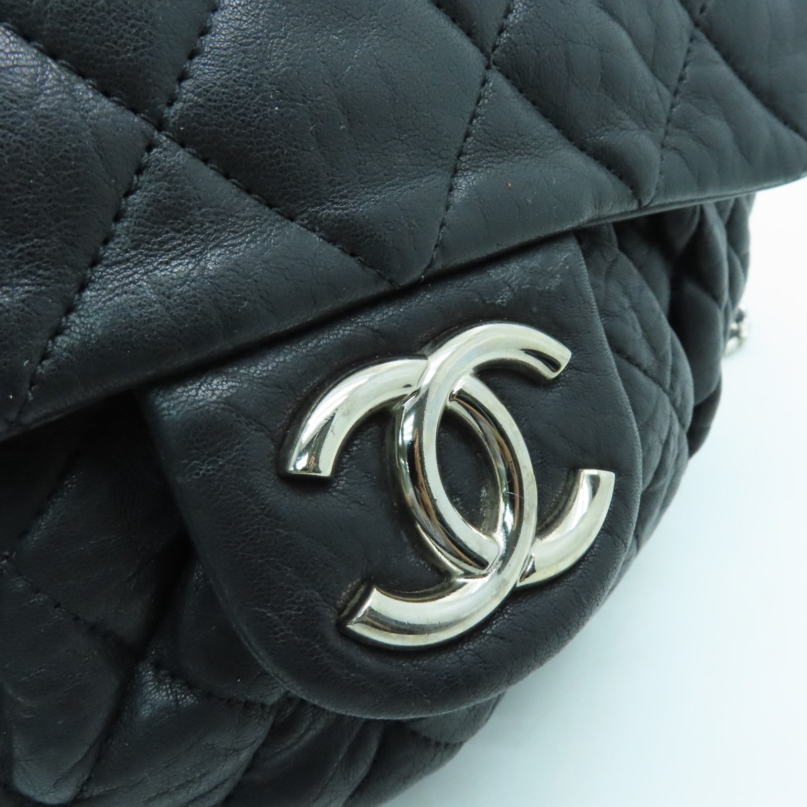 CHANEL Lingge cowhide leather Chain Shoulder Bag silver buckle chain shoulder bag black