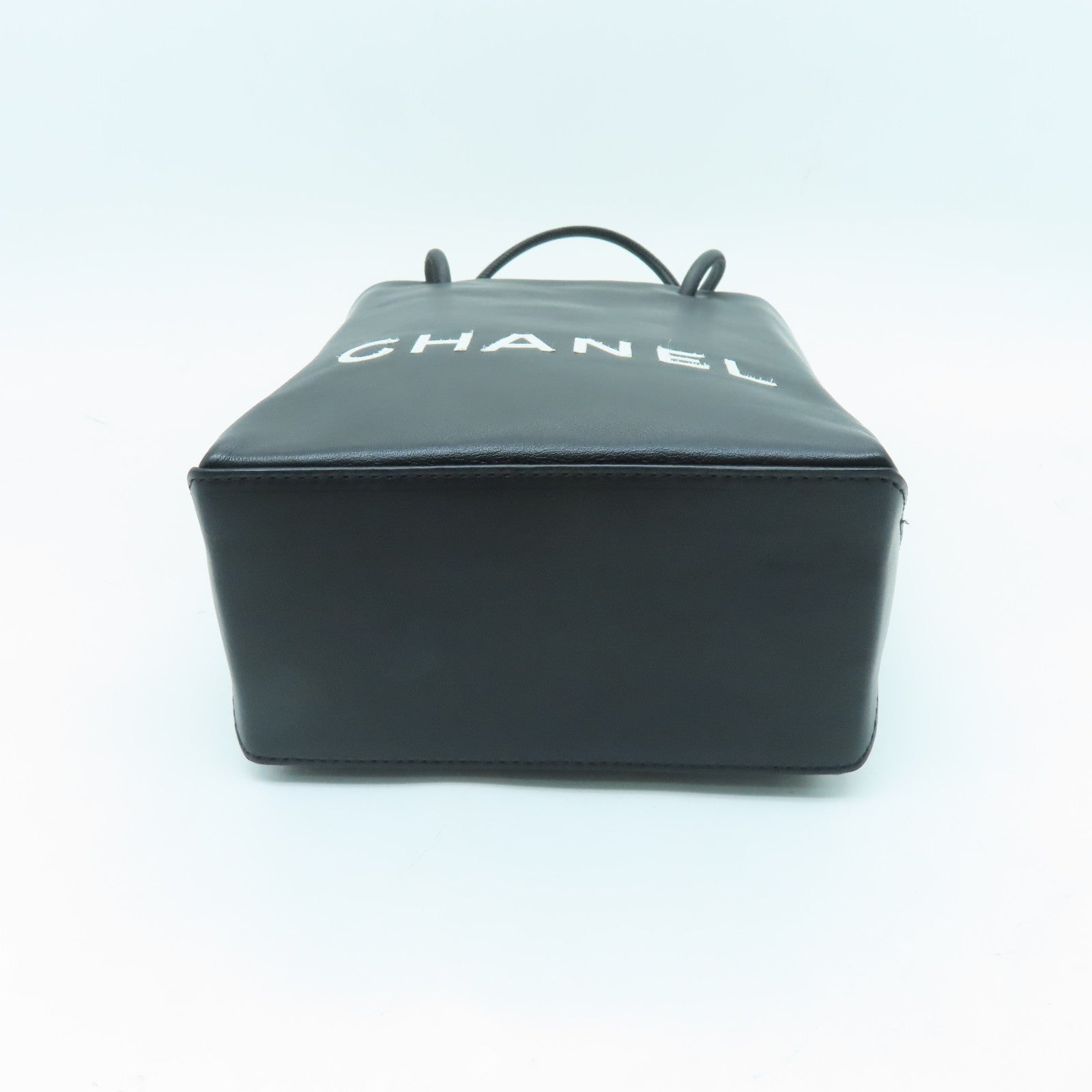 CHANEL 牛皮皮革Tote Bag銀扣手挽袋黑色