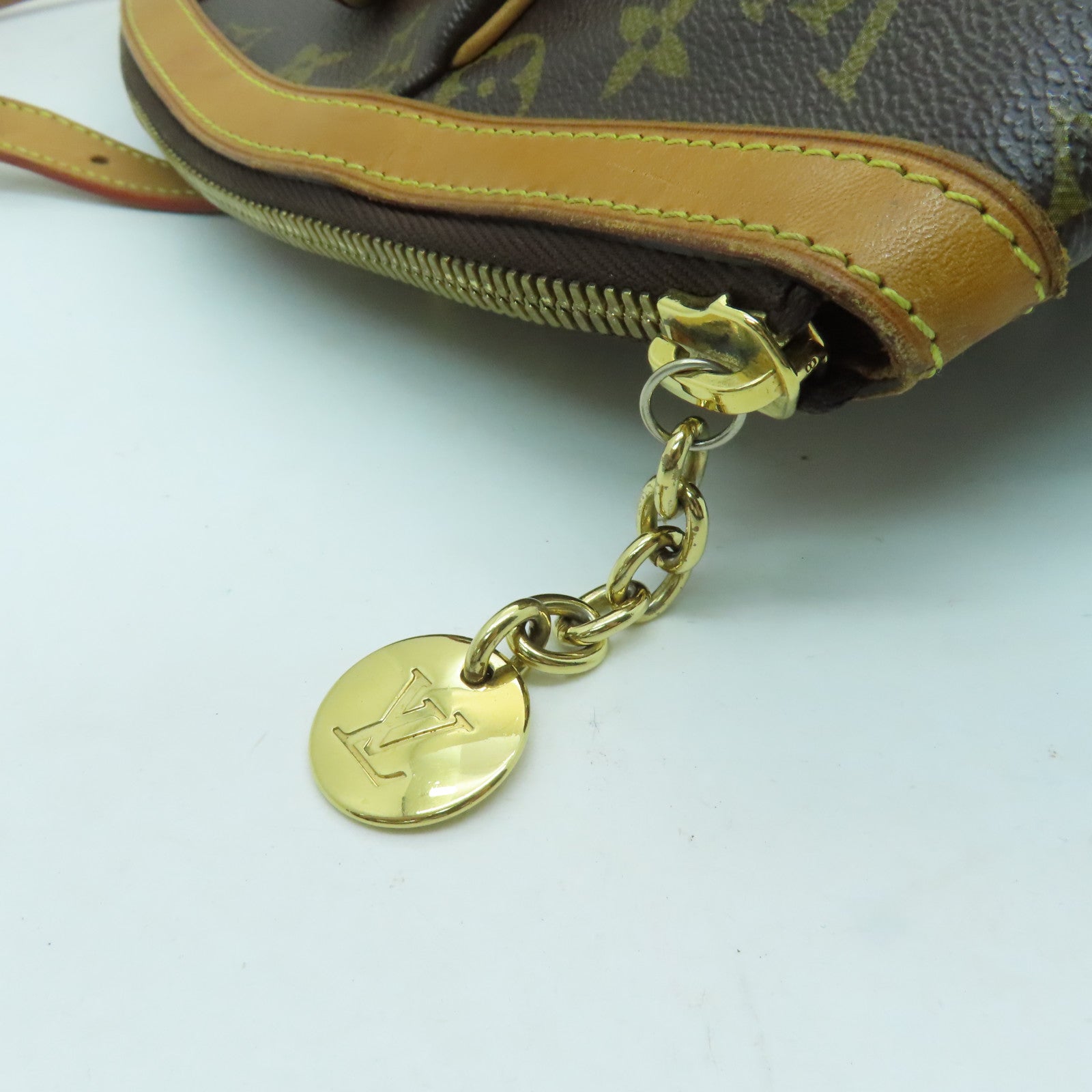 LOUIS VUITTON Monogram Tivoli GM金扣肩背袋啡色