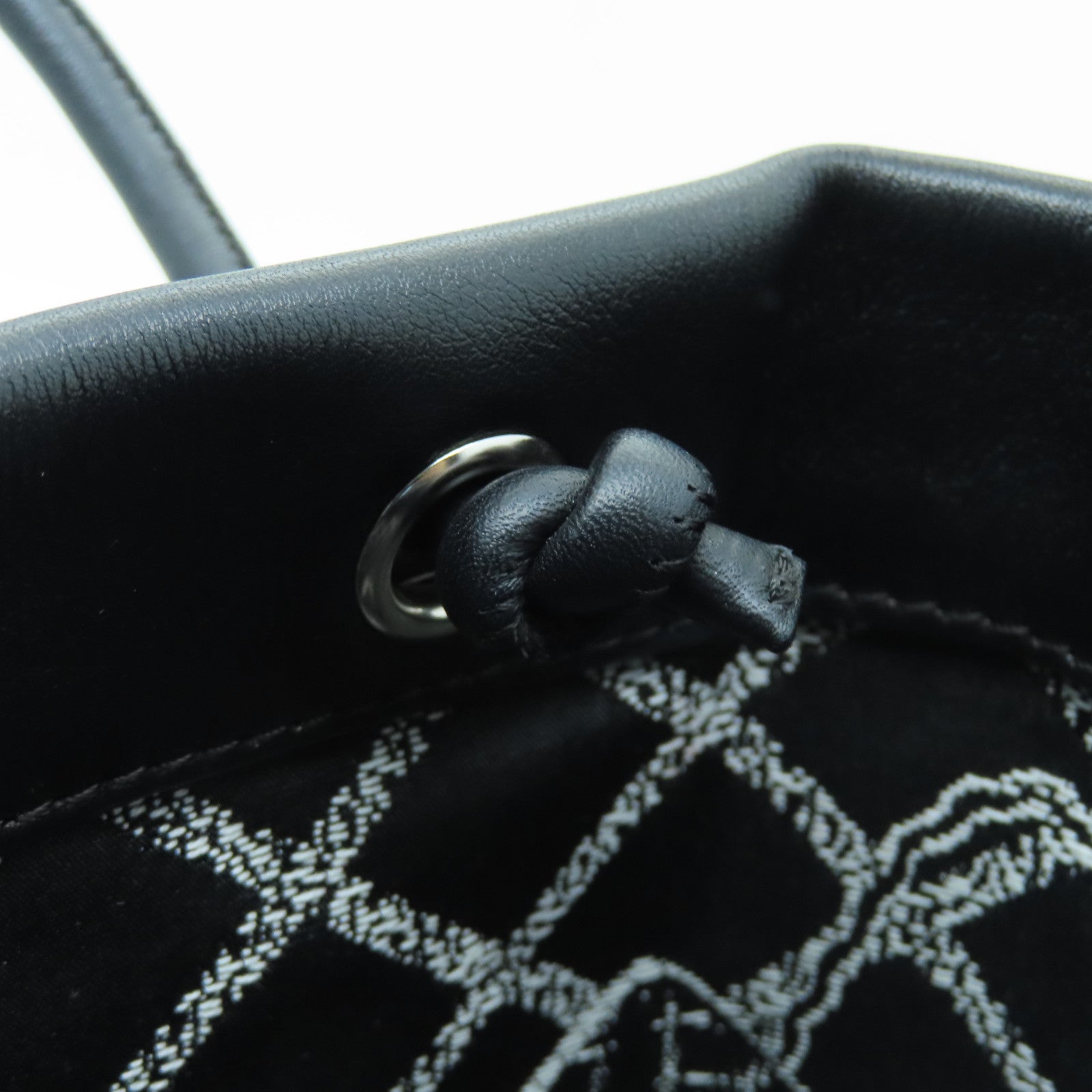 CHANEL 牛皮皮革Tote Bag銀扣手挽袋黑色