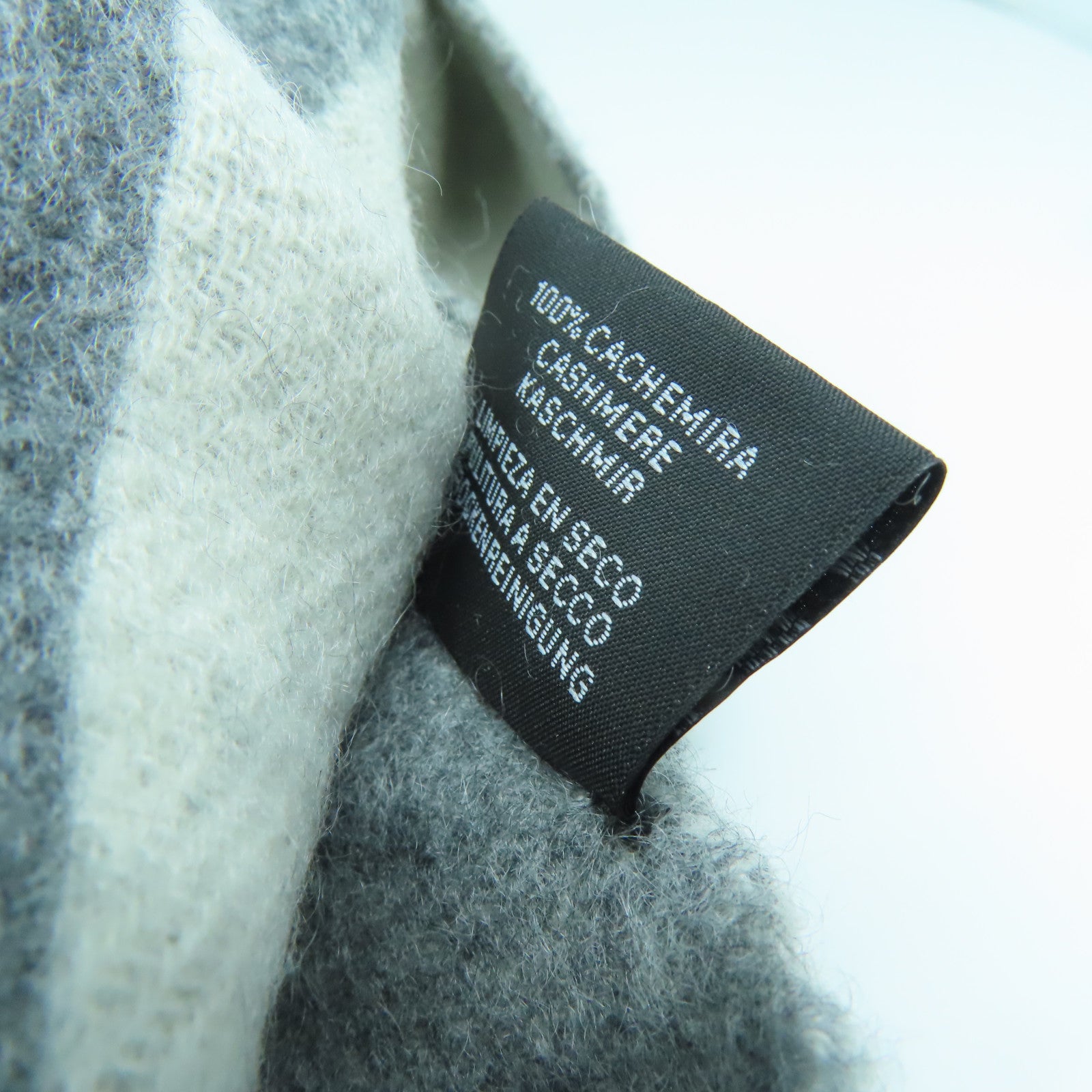 HERMES Cashmere Muffler颈巾灰色/白色