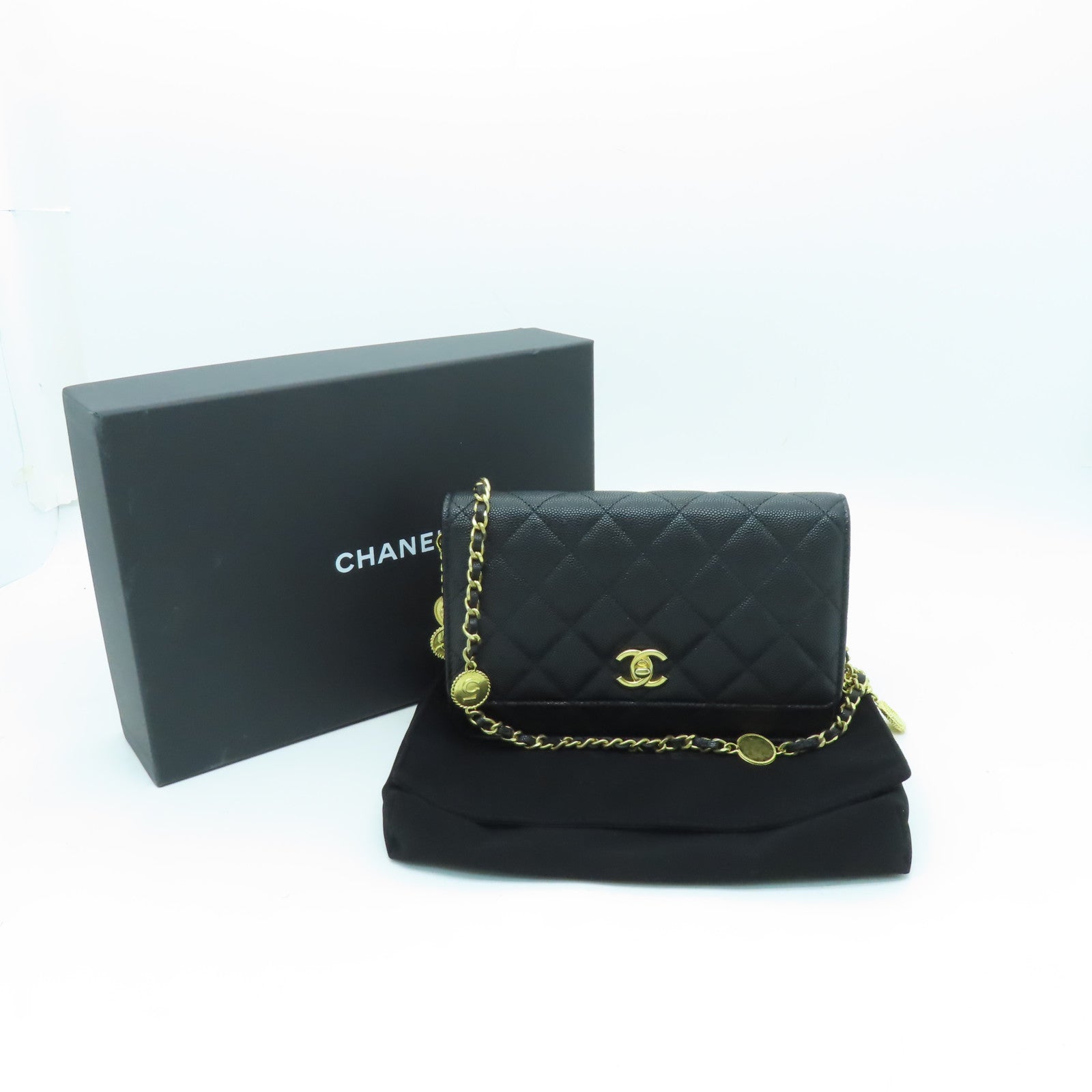 CHANEL 菱格Caviar皮革Chain Shoulder金扣鏈帶肩背袋黑色