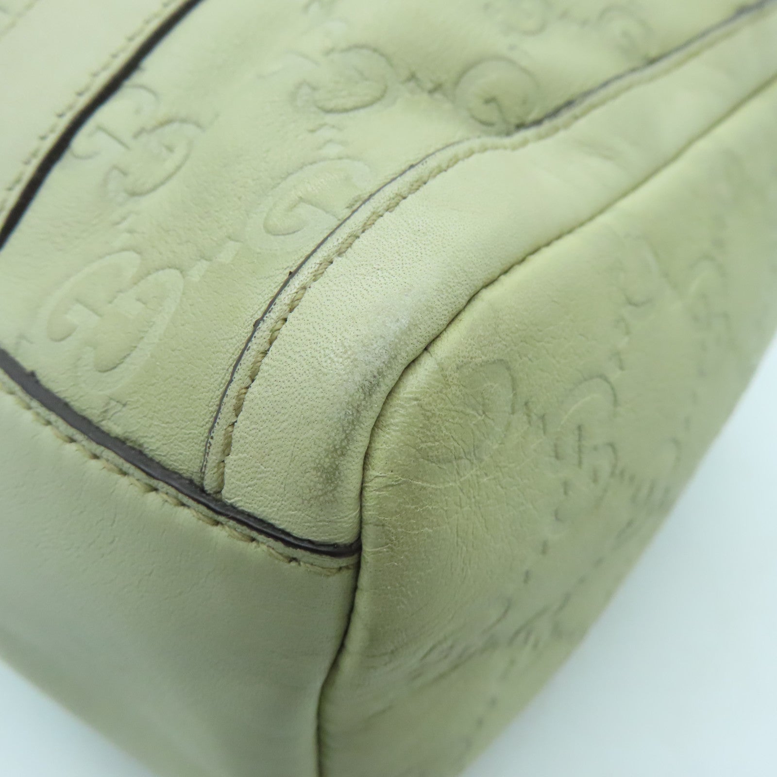 GUCCI cowhide leather Handbag gold buckle handle bag beige