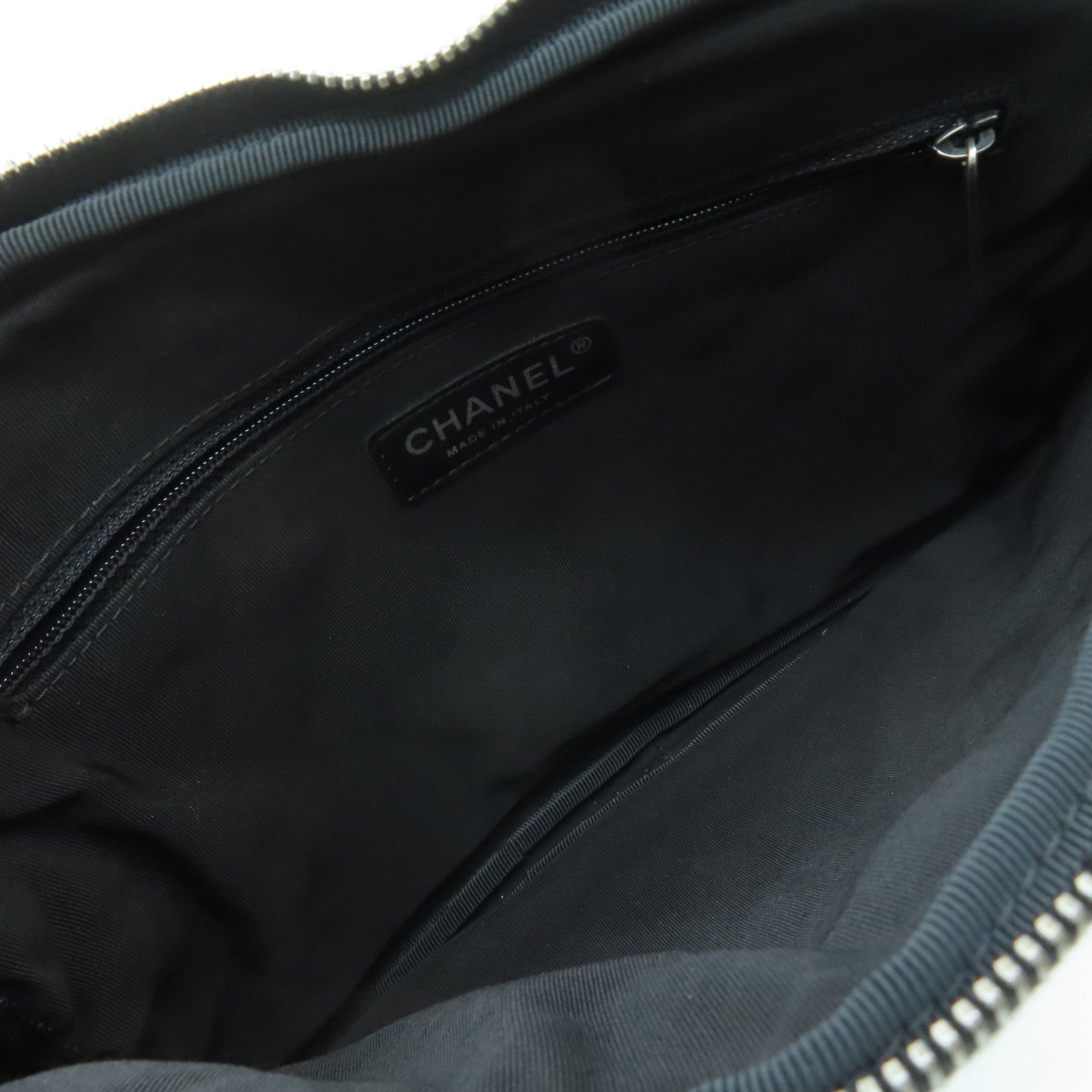 CHANEL 菱格牛皮皮革Chain Shoulder銀扣鏈帶肩背袋深藍色
