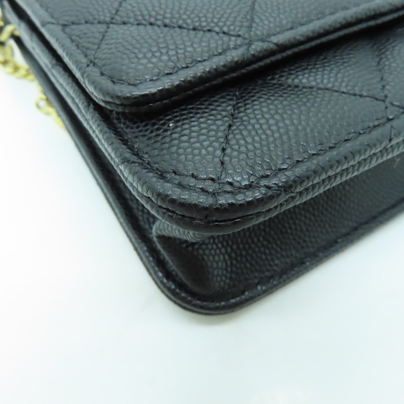 CHANEL 菱格Caviar皮革Chain Shoulder金扣鏈帶肩背袋黑色