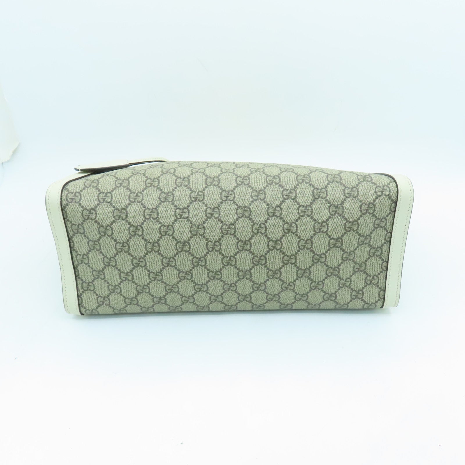 GUCCI 塗層帆布Padlock Medium Chain Shoulder Bag金扣鏈帶肩背袋棕色/白色
