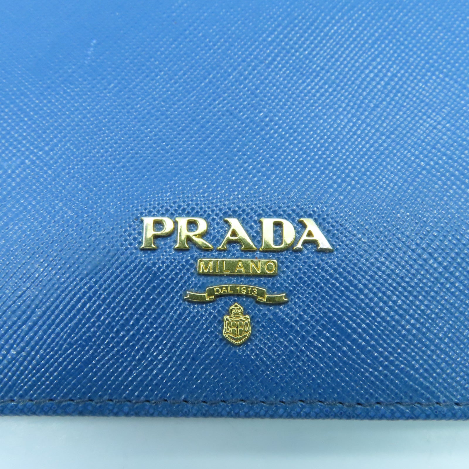 PRADA Saffiano皮革Wallet金扣钱包蓝色