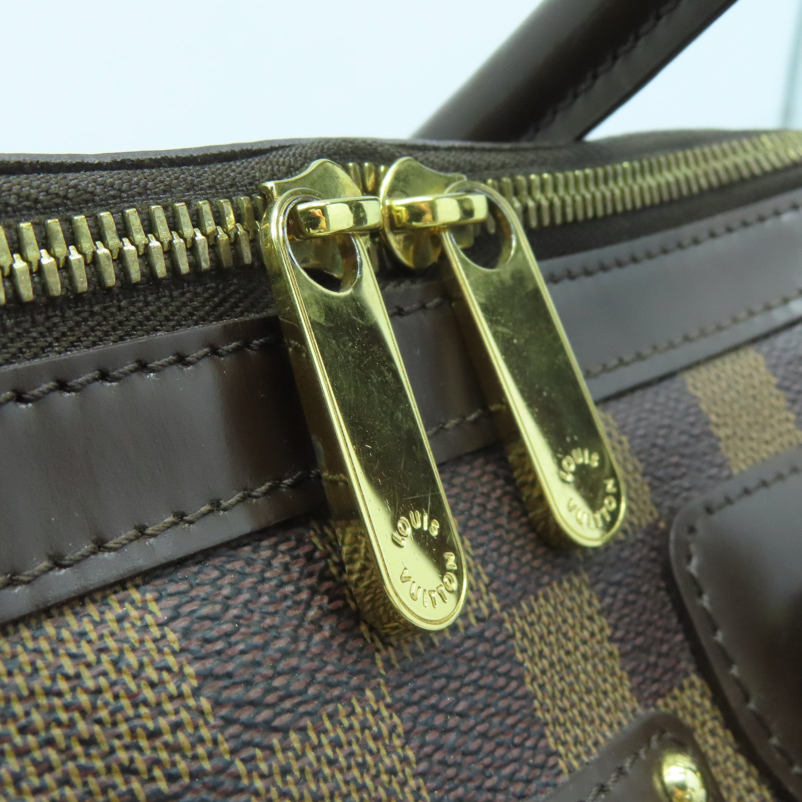 LOUIS VUITTON Damier Berkeley Boston Hand Bag金扣手挽袋啡色