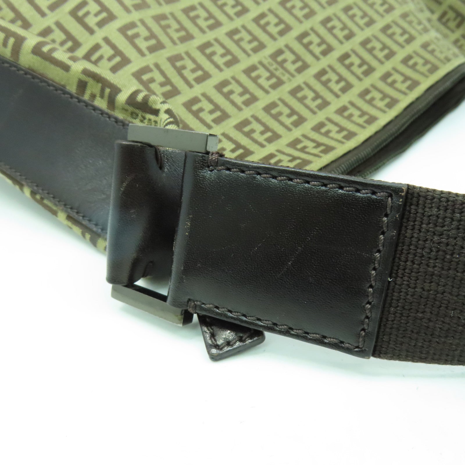 FENDI 帆布Shoulder Bag銀扣肩背袋啡色