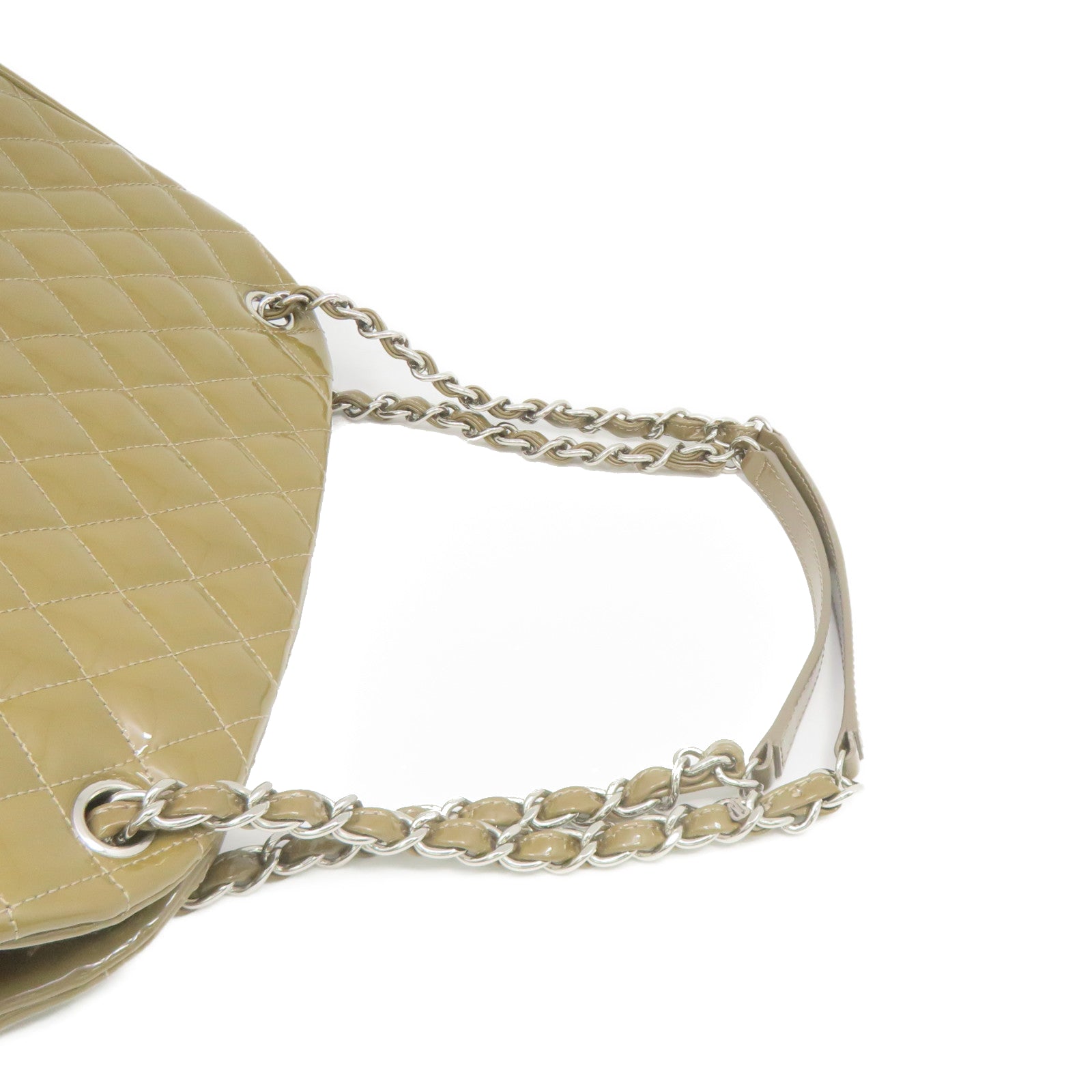 CHANEL 【激减优惠】菱格漆皮皮革Chain Shoulder银扣链带肩背袋卡其色/Khaki