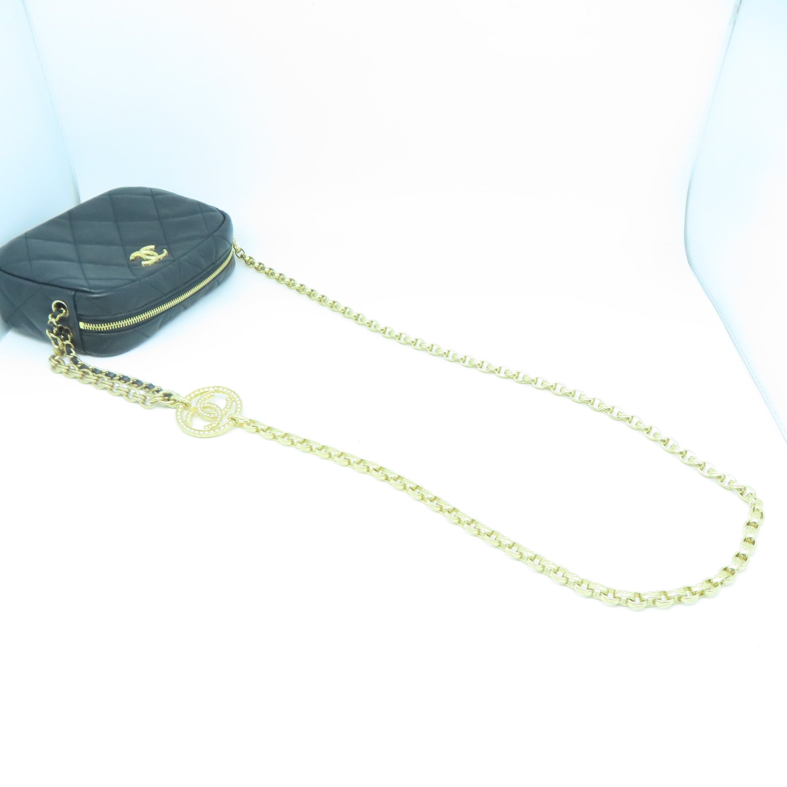 CHANEL 菱格羊皮皮革Chain Shoulder金扣鏈帶肩背袋黑色