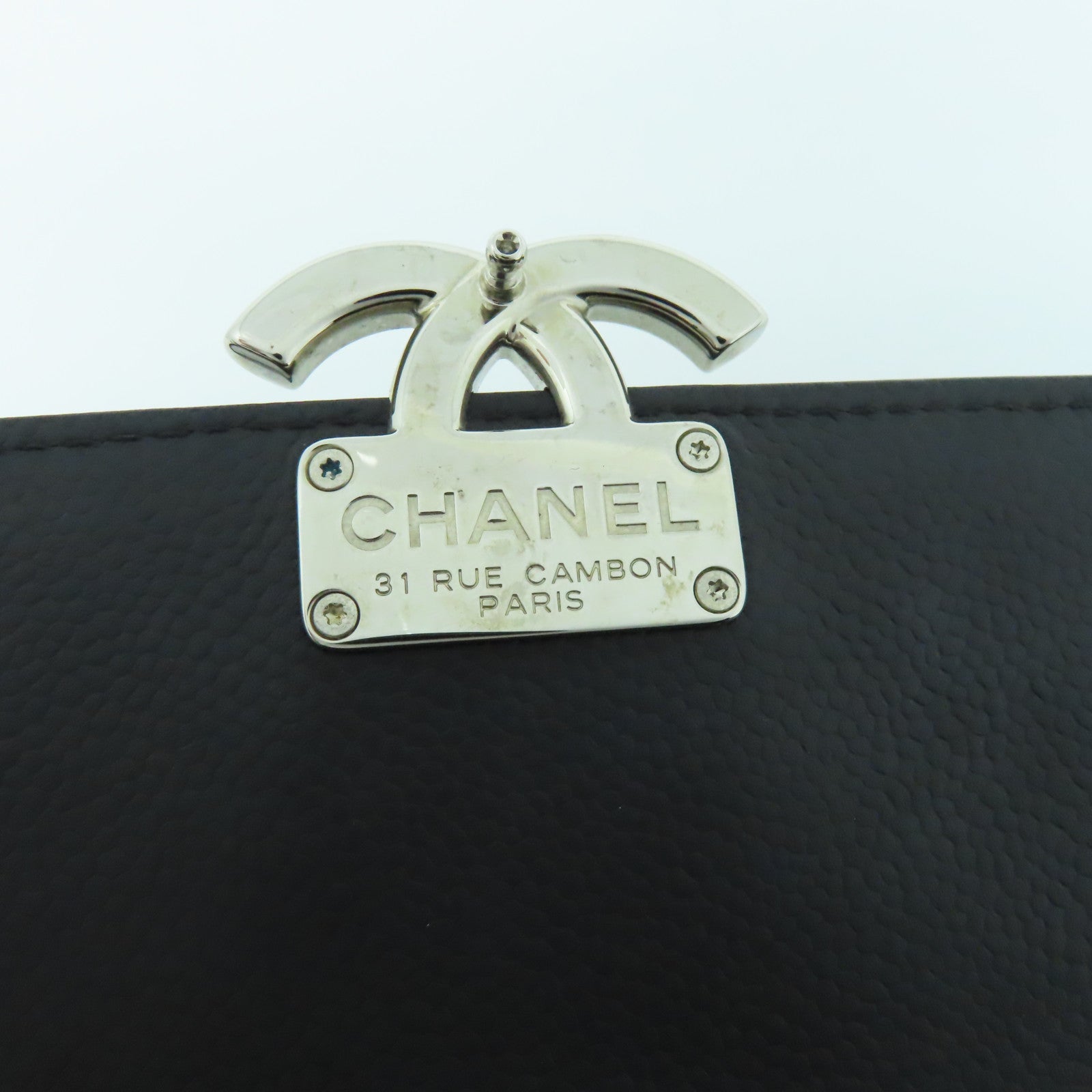 CHANEL 菱格Caviar皮革Chain Shoulder銀扣鏈帶肩背袋黑色