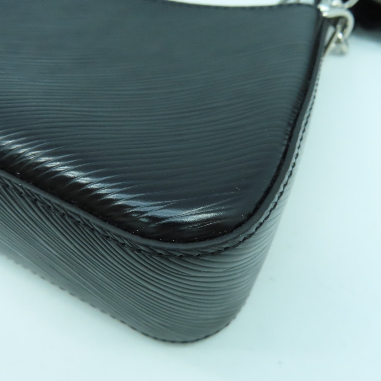 LOUIS VUITTON Epi LVxYK Marellini銀扣手挽肩背兩用袋黑色/白色
