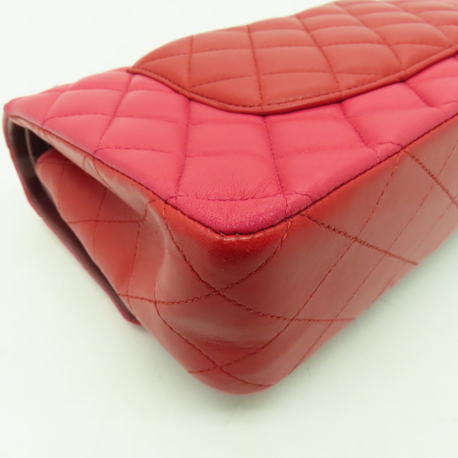 CHANEL 菱格羊皮皮革Classic Flap 25金扣鏈帶肩背袋紅色