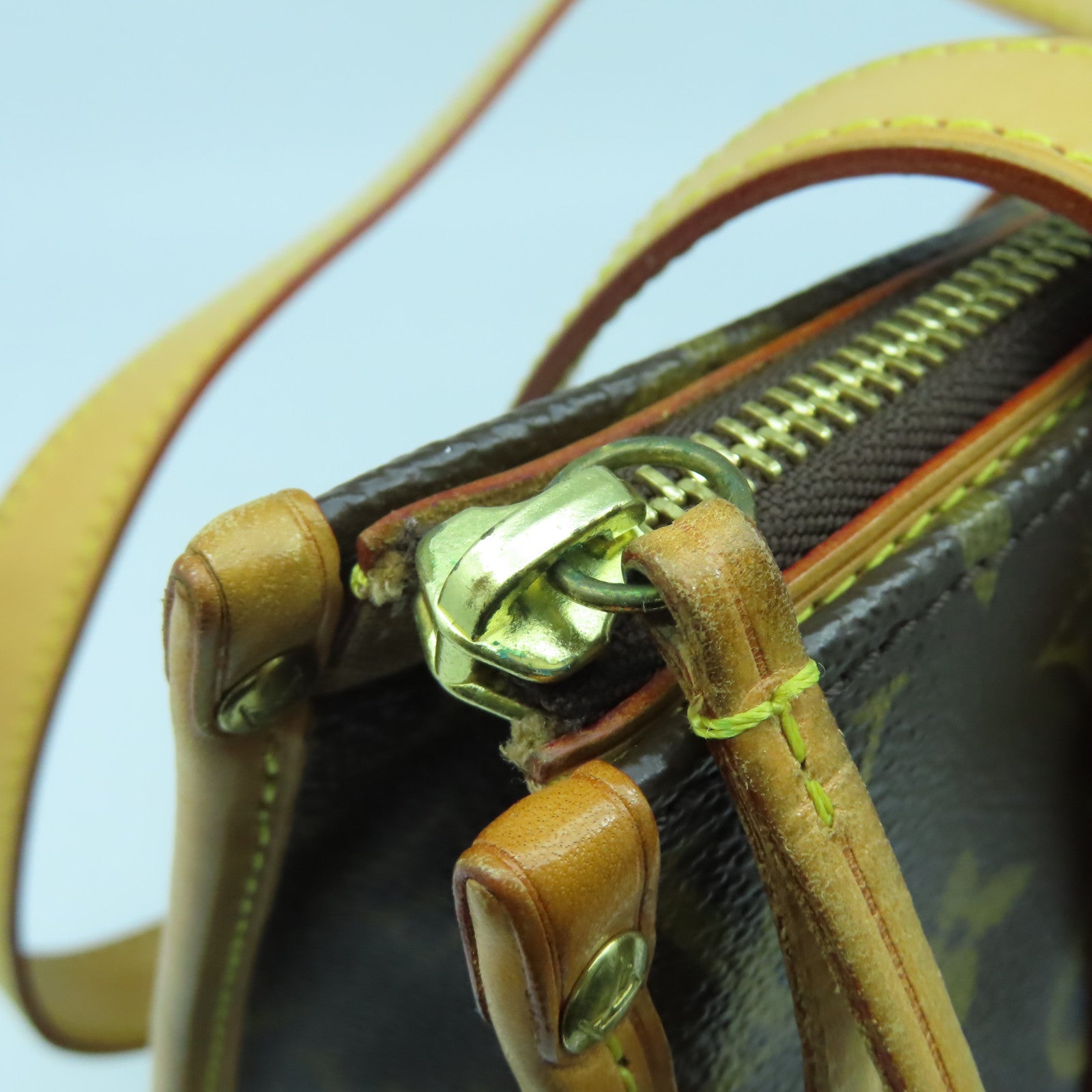 LOUIS VUITTON Monogram Popincourt Haut金扣肩背袋啡色
