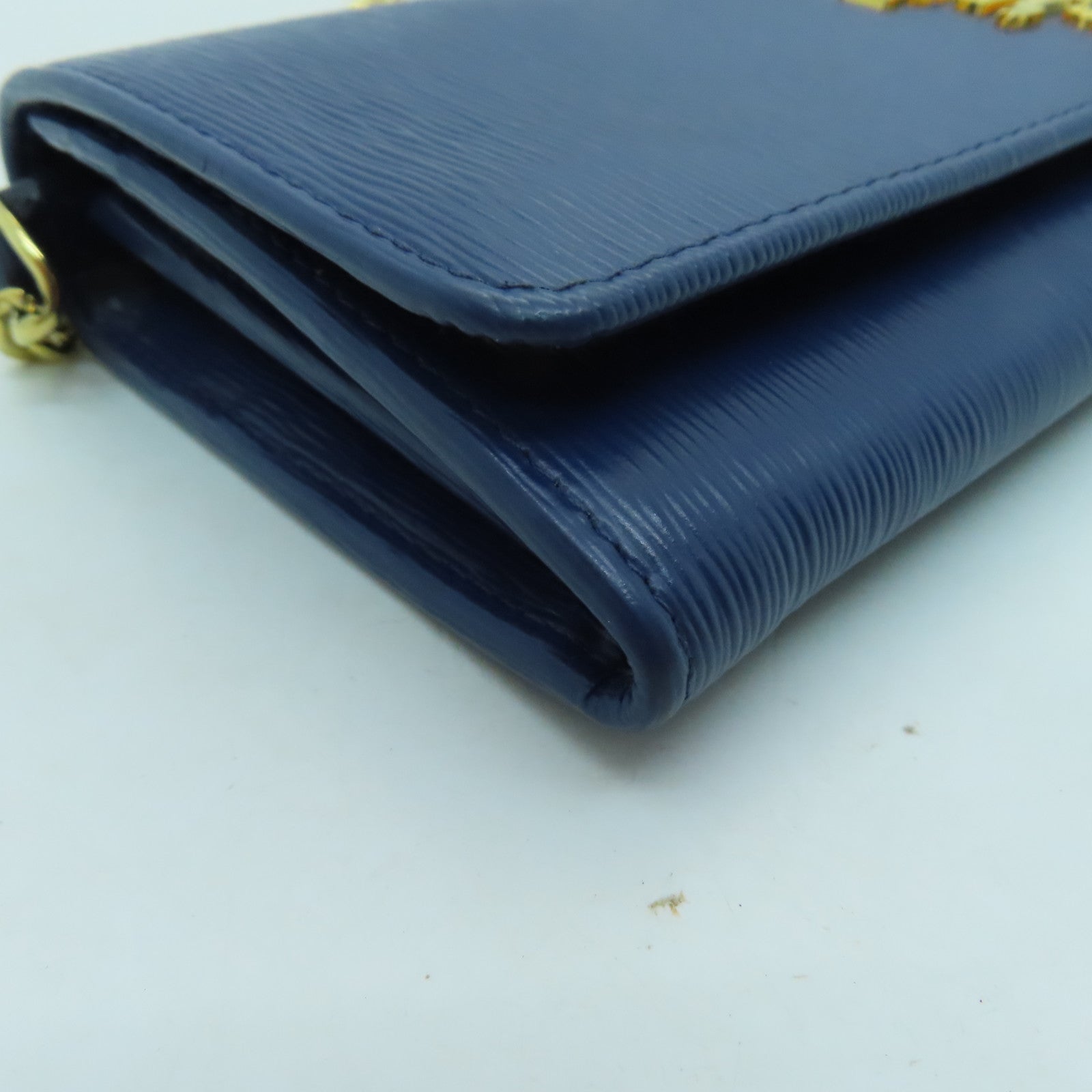 PRADA Saffiano皮革Wallet On Chain金扣鏈帶肩背袋藍色