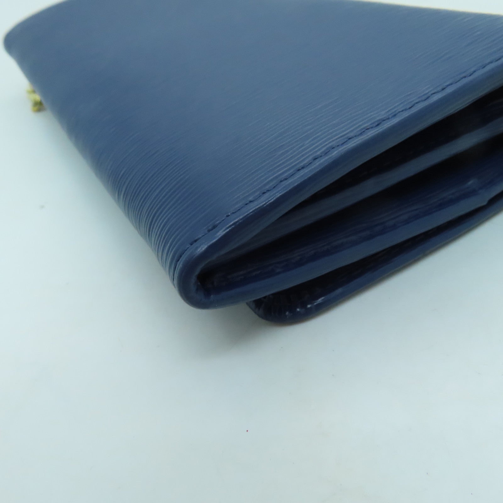 PRADA Saffiano皮革Wallet On Chain金扣鏈帶肩背袋藍色