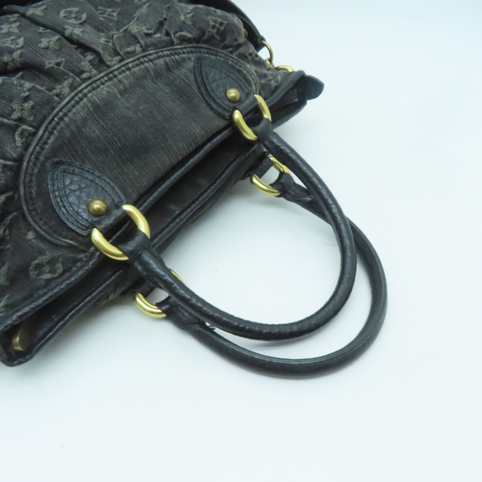 LOUIS VUITTON Monogram Denim Neo Cabby Gm金扣肩背袋黑色