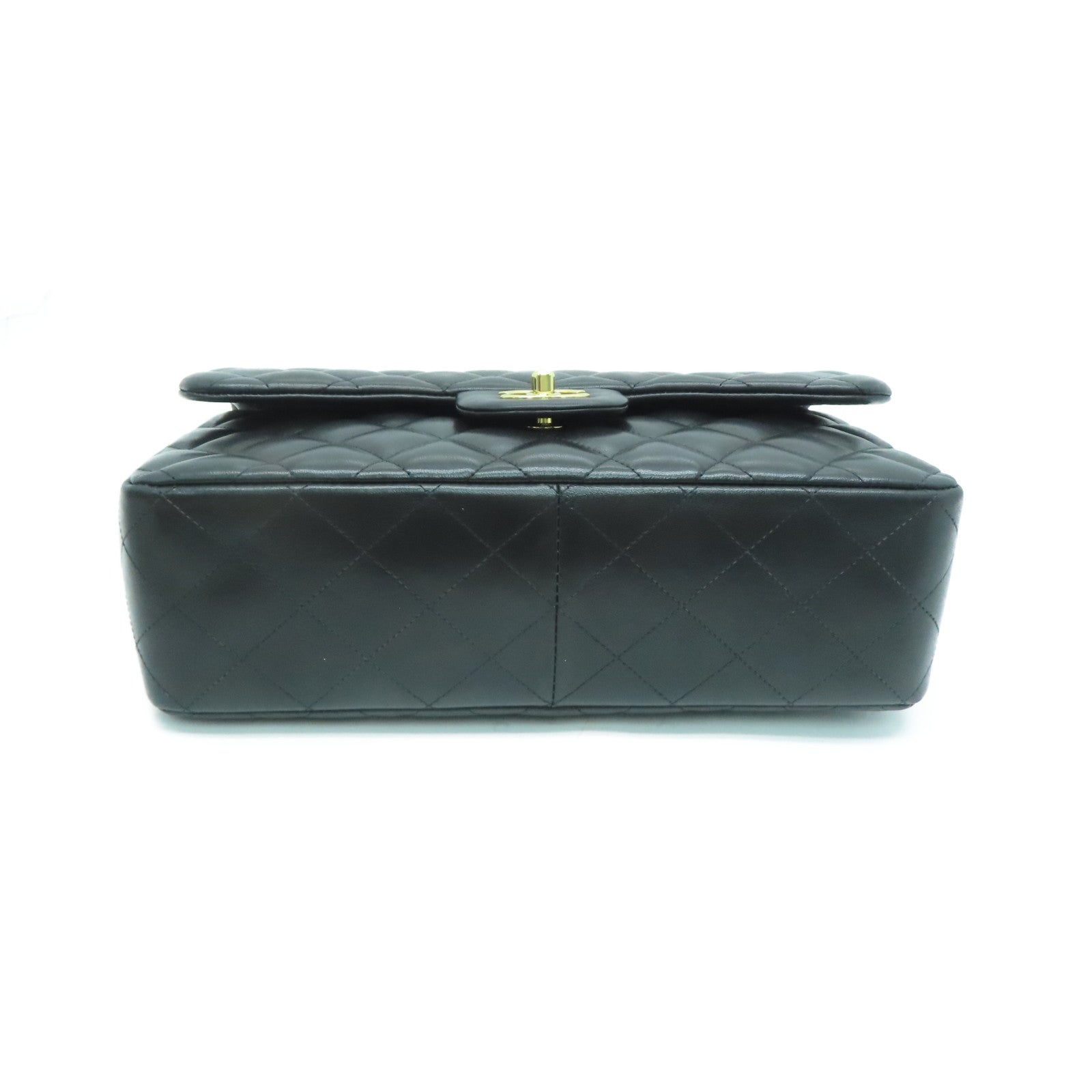 CHANEL [Sharp Discount] Sheepskin Leather Jumbo Classic Flap