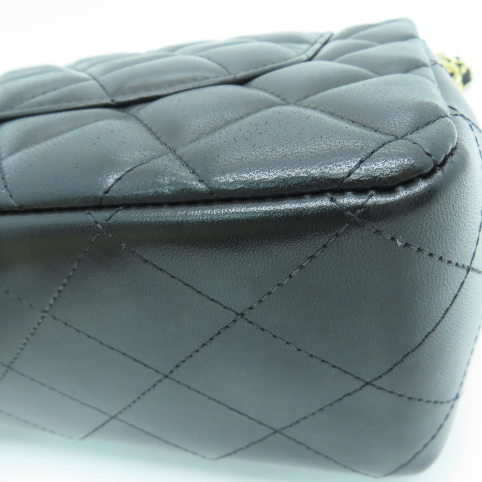 CHANEL 【激減優惠】格羊皮皮革Jumbo Classic Flap金扣鏈帶肩背袋黑色