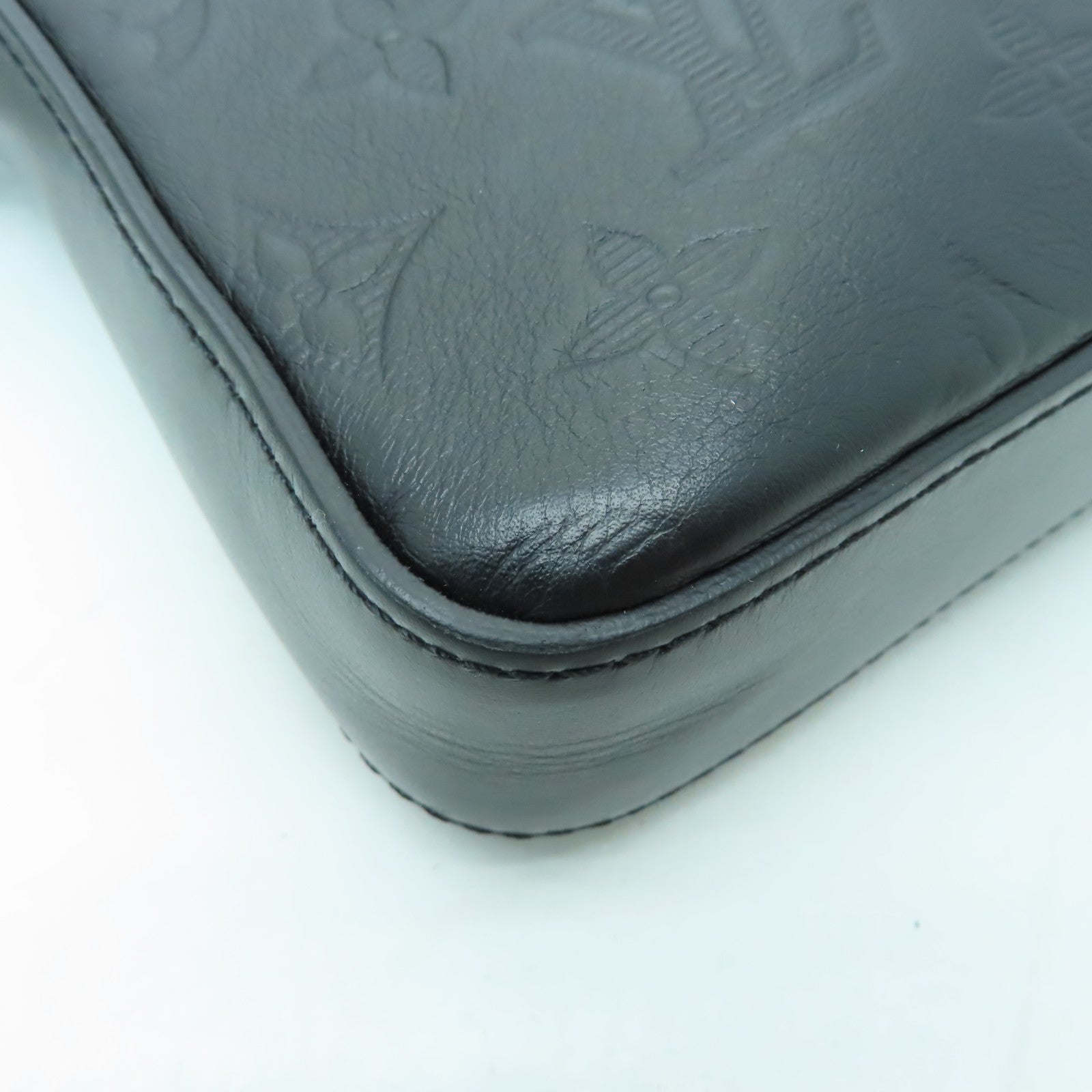LOUIS VUITTON Monogram Shadow Duo黑扣肩背袋黑色