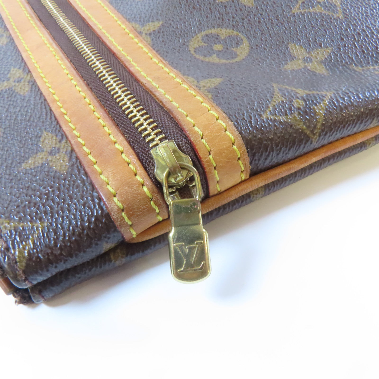 LOUIS VUITTON Monogram Pochette Bosphore金扣肩背袋啡色