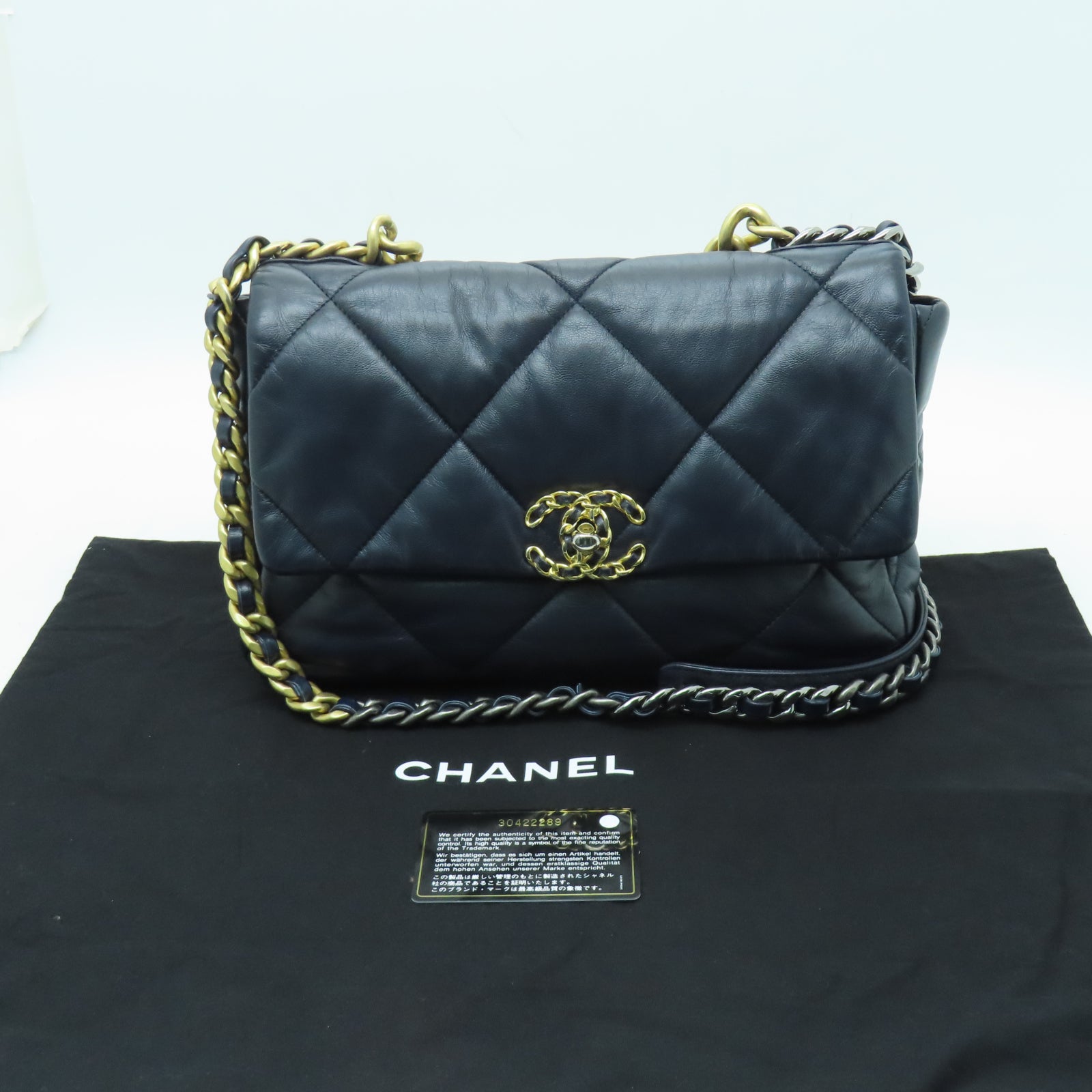 CHANEL 菱格羊皮皮革Shoulder Bag金扣/銀扣鏈帶肩背袋深藍色