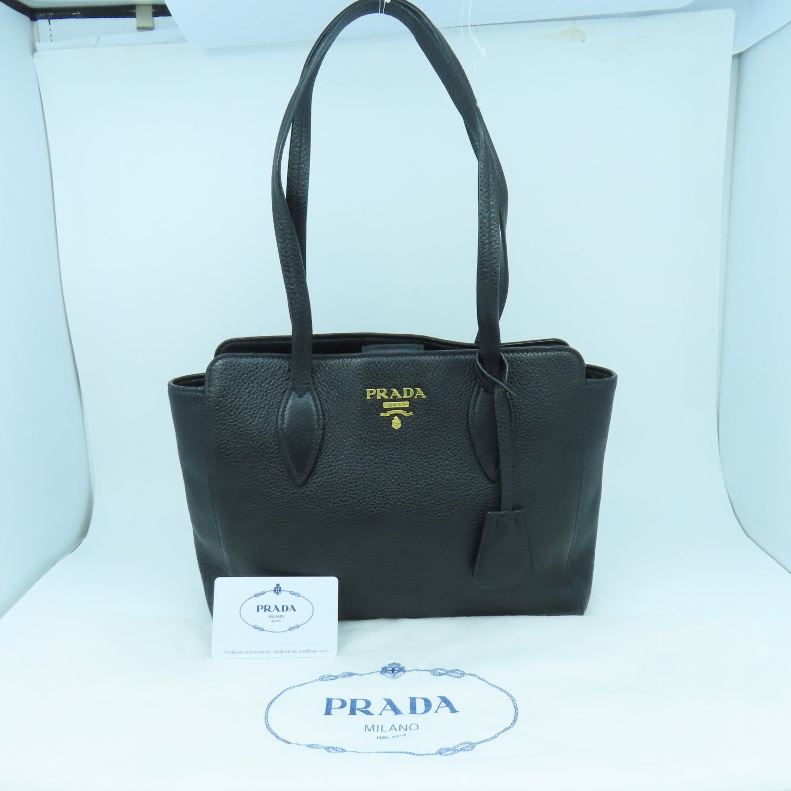 PRADA 牛皮皮革Hand Bag金扣手挽袋黑色