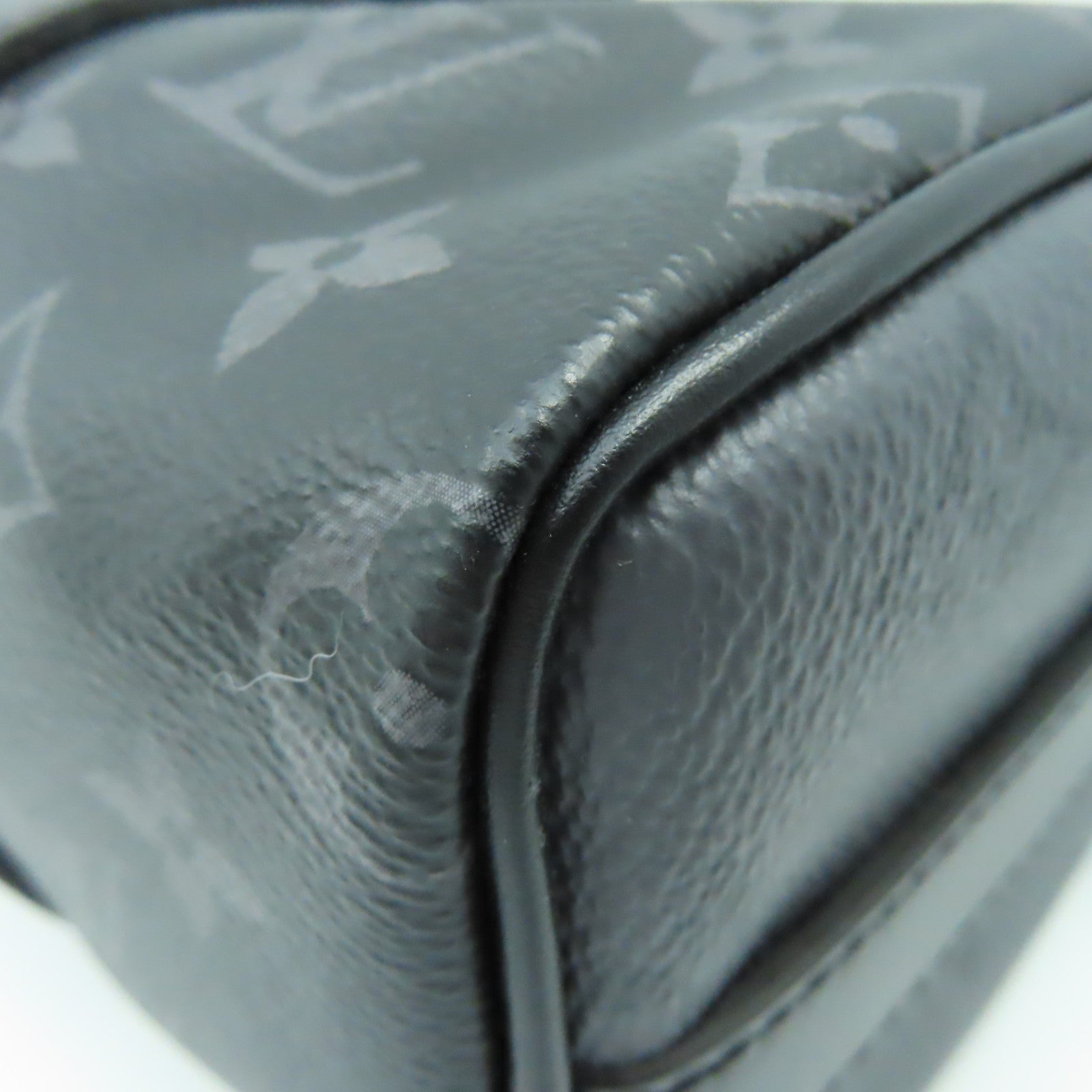 LOUIS VUITTON Monogram Eclipse Keepall Bandouliere 25銀扣手挽肩背兩用袋黑色