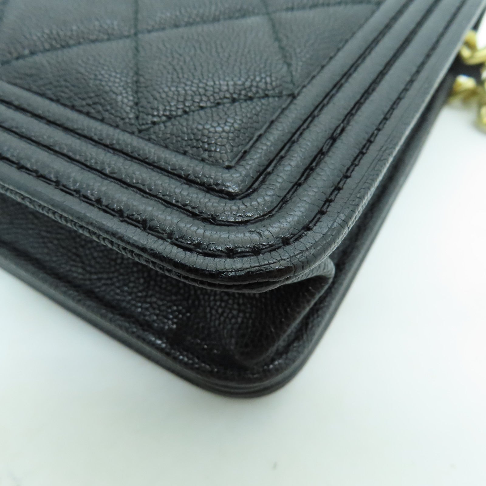 CHANEL 菱格Caviar皮革Boy Wallet On Chain金扣鏈帶肩背袋黑色