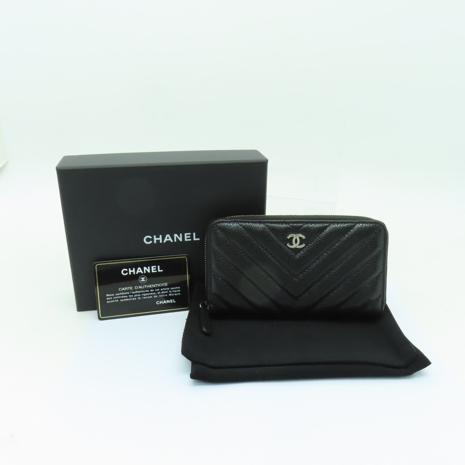 CHANEL 斜紋Caviar皮革Wallet銀扣長錢包黑色