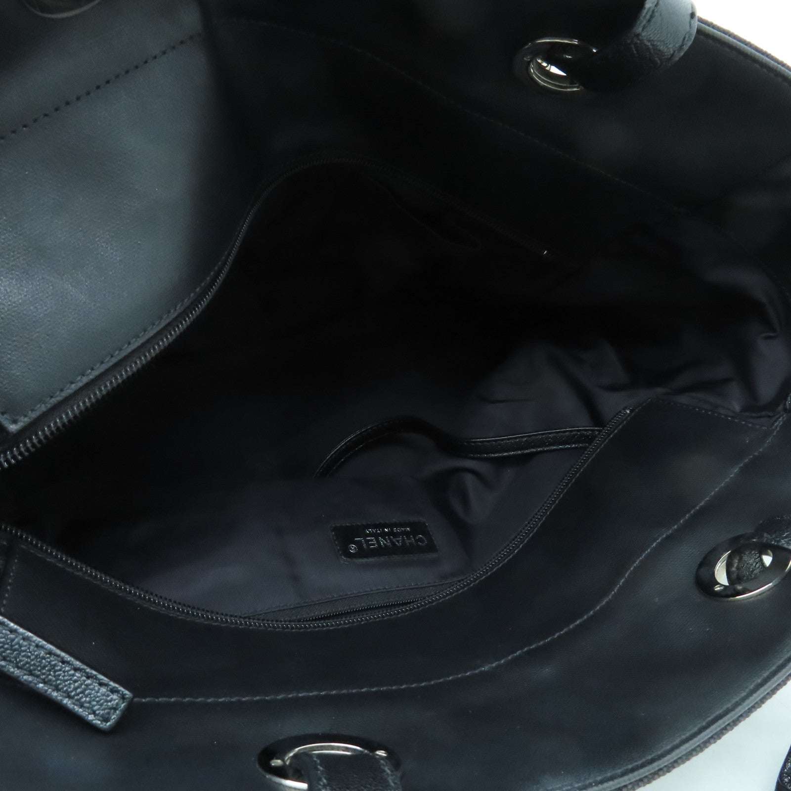 CHANEL 菱格皮革Tote Bag銀扣手挽袋黑色