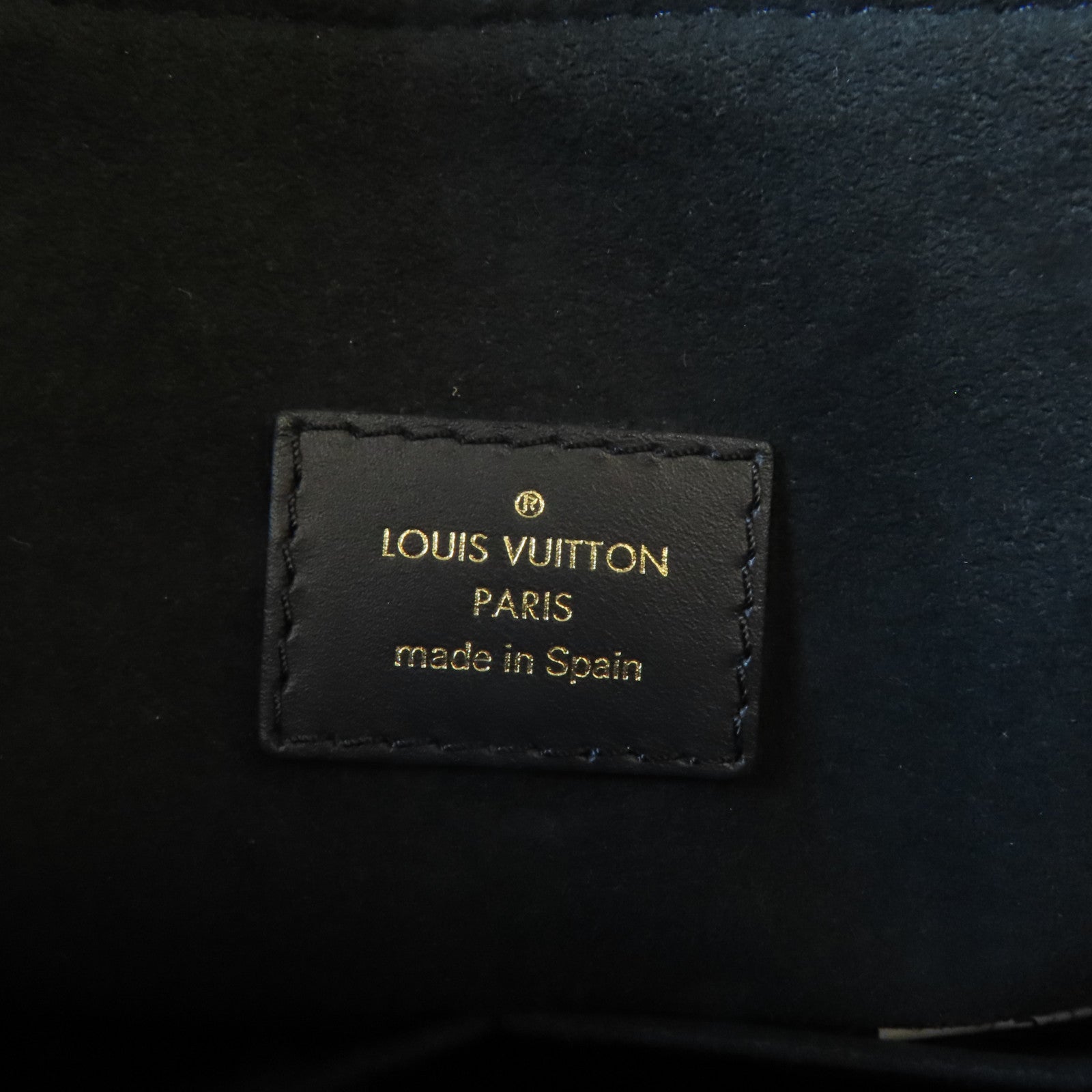 LOUIS VUITTON Monogram Empreinte V Tote MM金扣手挽肩背兩用袋黑色