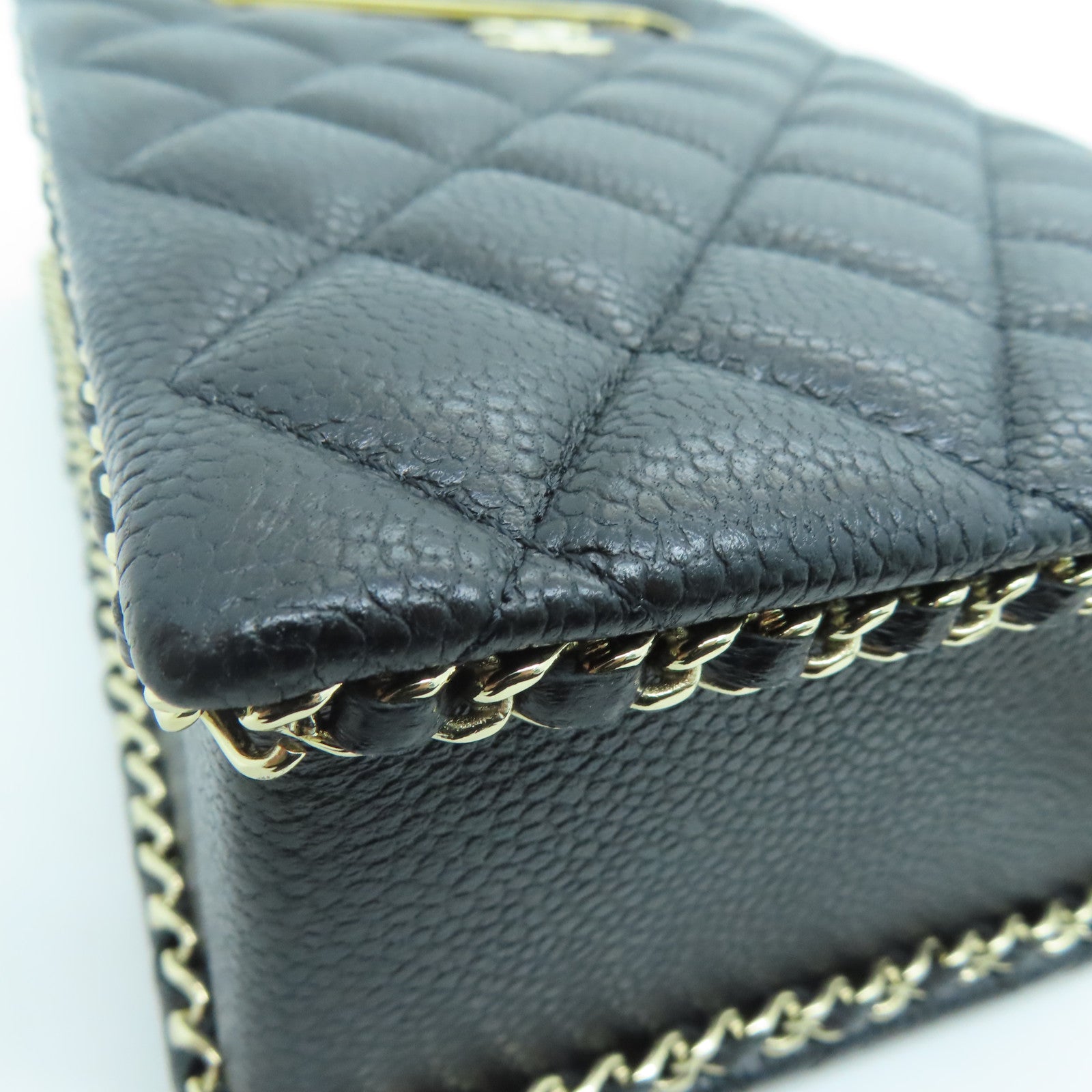 CHANEL Rhombus Caviar Leather Chain Shoulder Bag Chain Gold Buckle Shoulder Bag Black