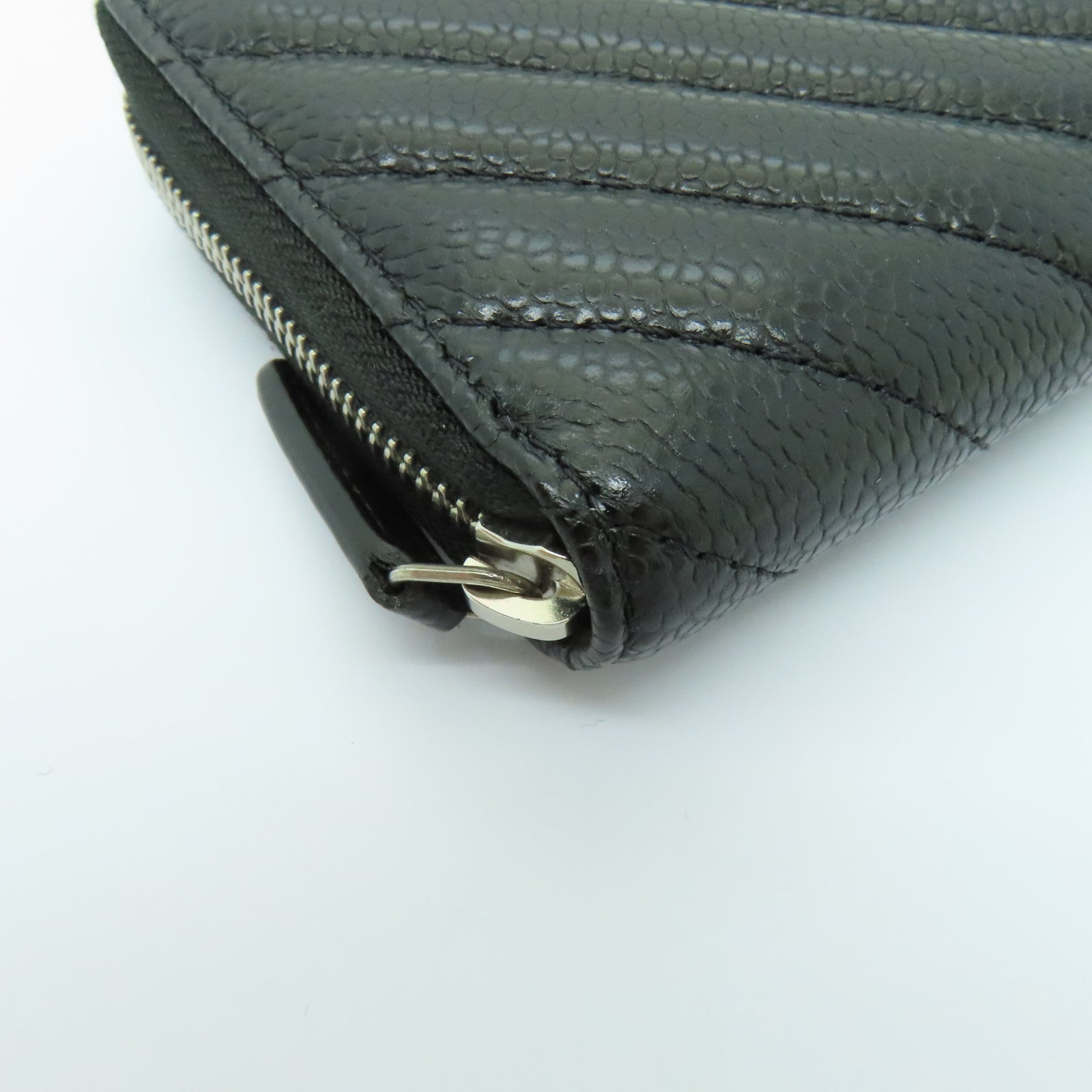 CHANEL 斜紋Caviar皮革Wallet銀扣長錢包黑色