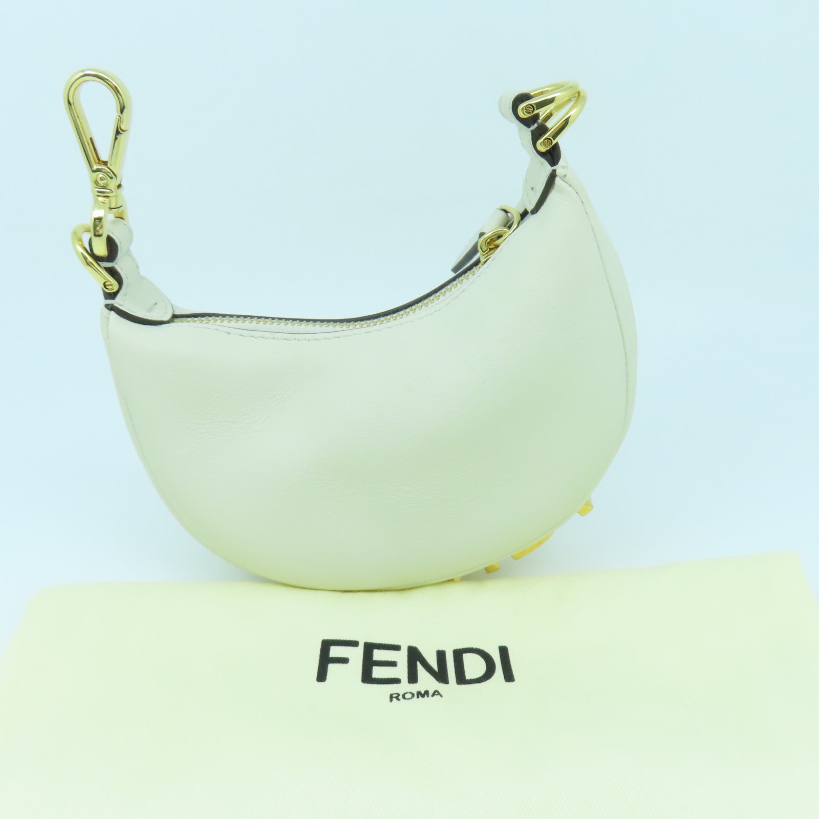 FENDI 【激減優惠】牛皮皮革Hand Bag金扣手挽袋白色