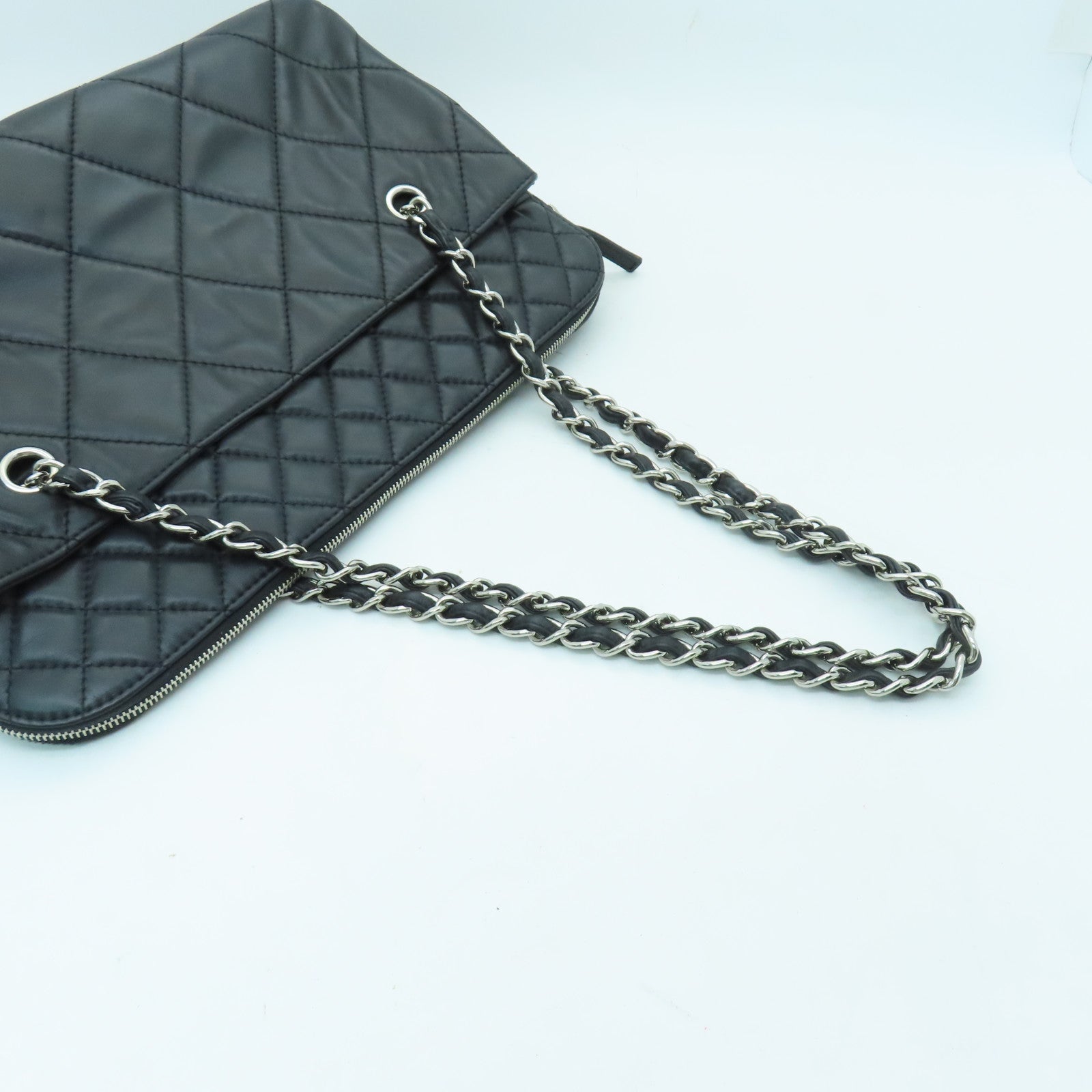 CHANEL 菱格牛皮皮革Shoulder Bag銀扣肩背袋黑色