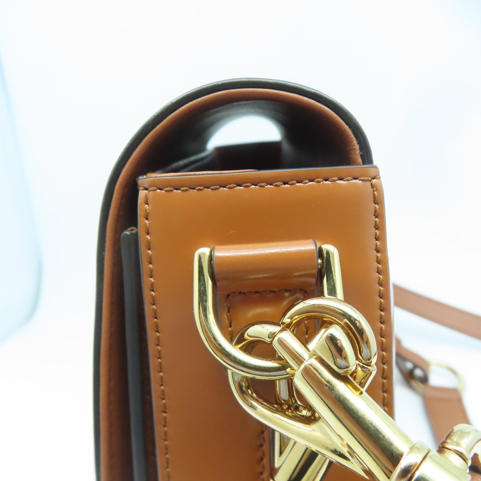 TOD’S 牛皮皮革Shoulder Bag金扣手挽肩背兩用袋棕色