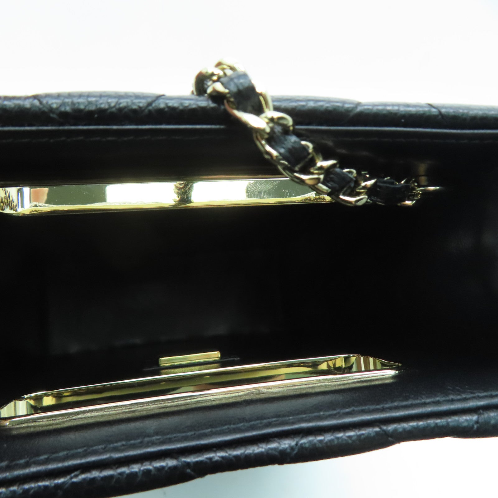 CHANEL Rhombus Caviar Leather Chain Shoulder Bag Chain Gold Buckle Shoulder Bag Black