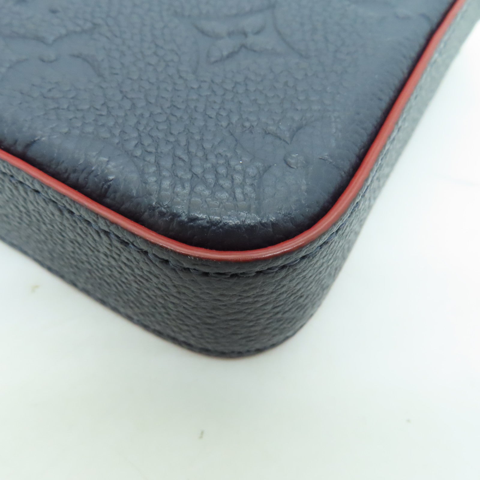 LOUIS VUITTON Monogram Empreinte Pochette Felicie金扣鏈帶肩背袋深藍色
